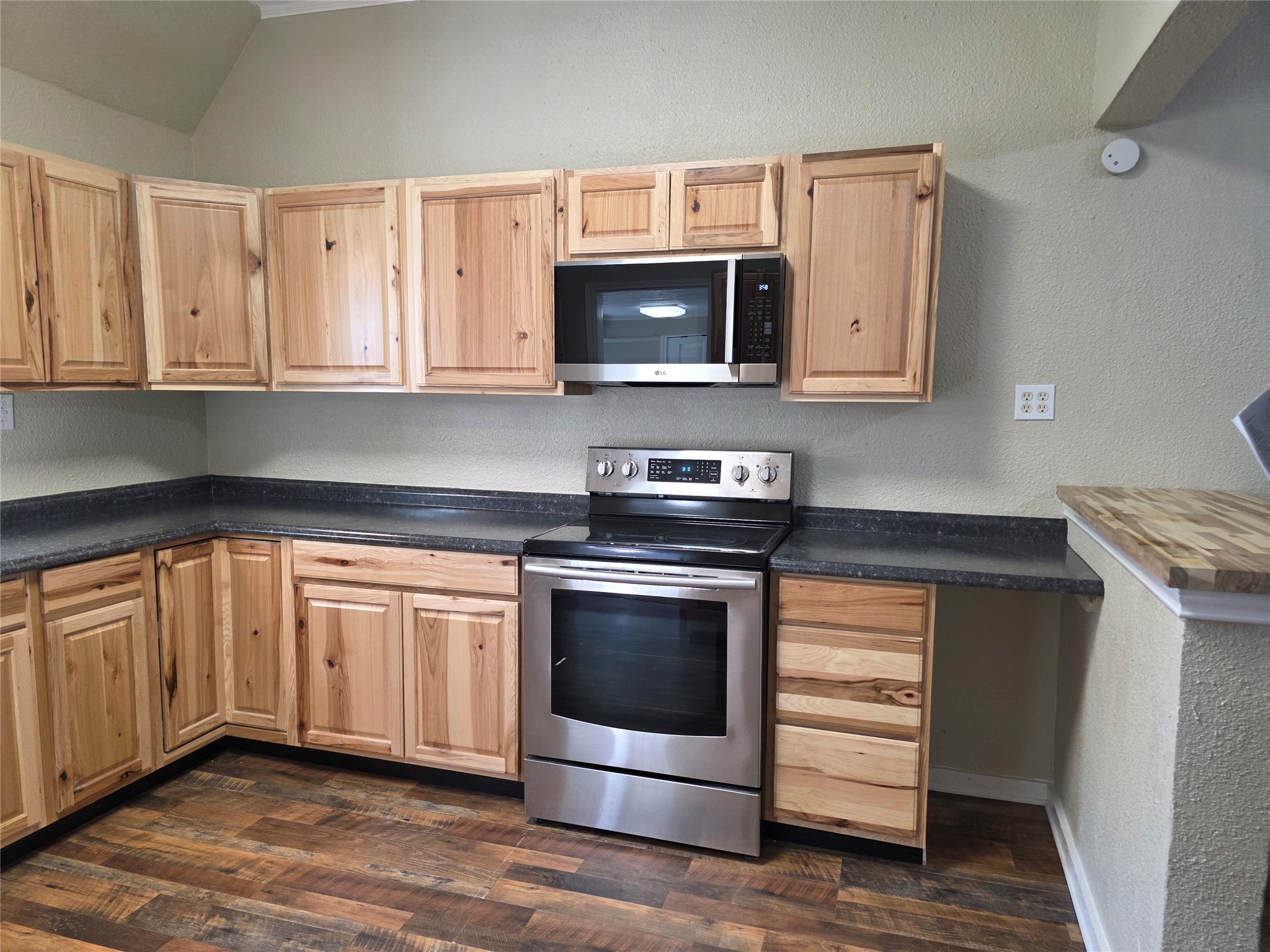 405 W Graham Street, Godley, TX, 76044