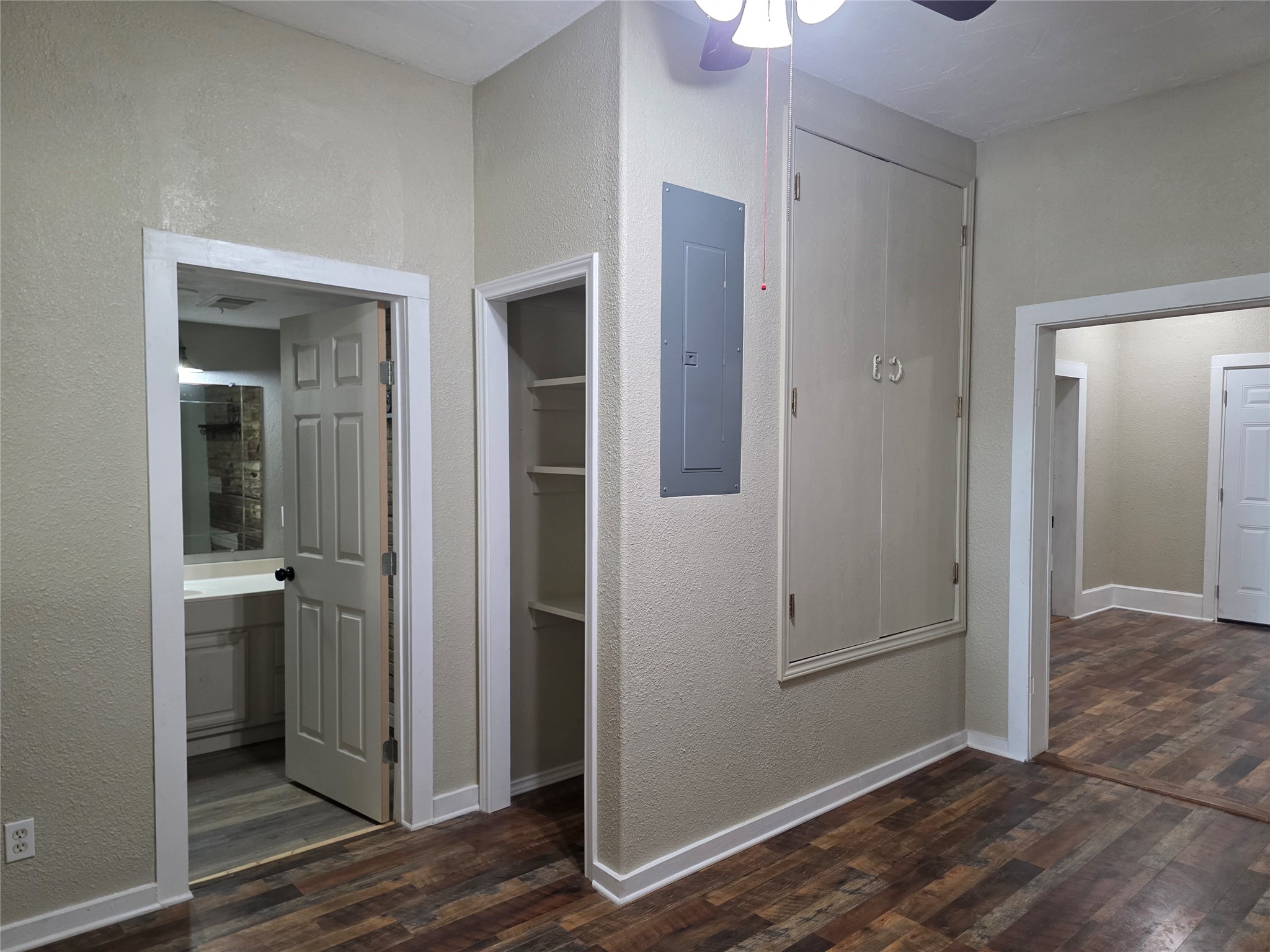 405 W Graham Street, Godley, TX, 76044