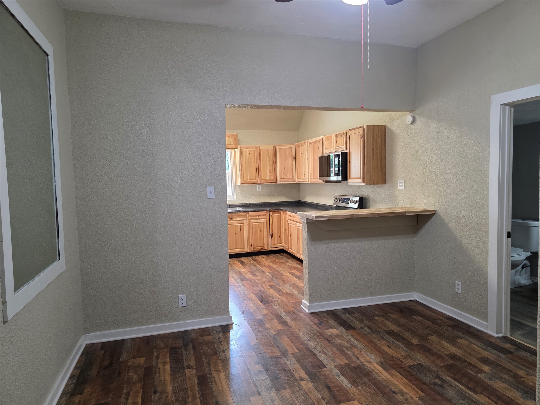 405 W Graham Street, Godley, TX, 76044