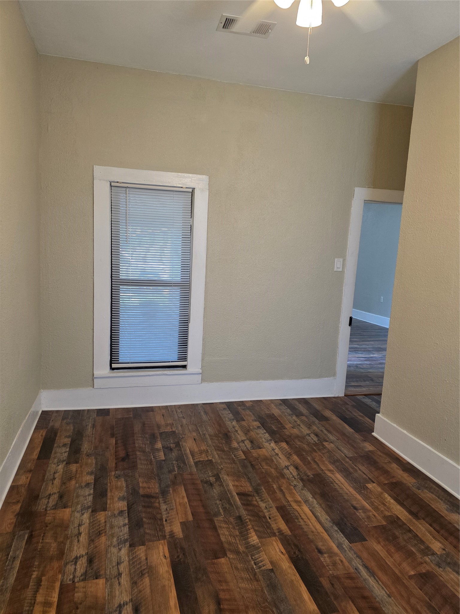 405 W Graham Street, Godley, TX, 76044