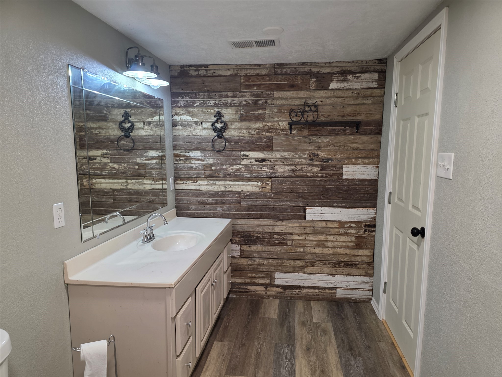 405 W Graham Street, Godley, TX, 76044