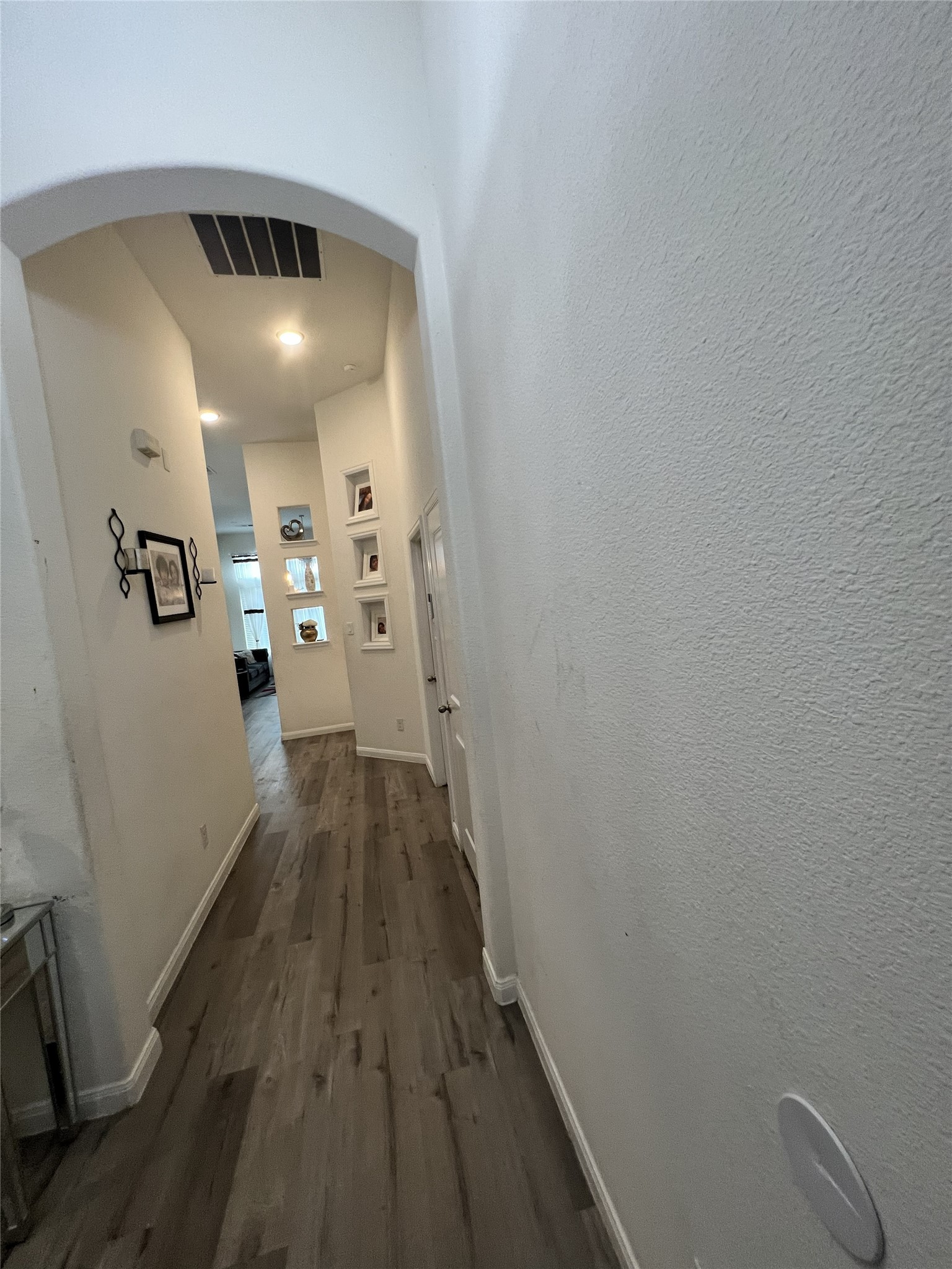 Property photo 04 of 1801 Crimson Blossom Court, Wylie, TX 75098 | MLS #21251297