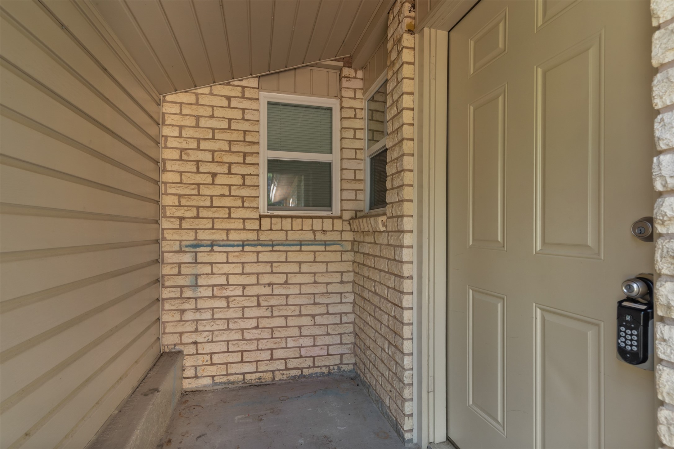 Property photo 03 of MLS #21251710 | MLS #21251710