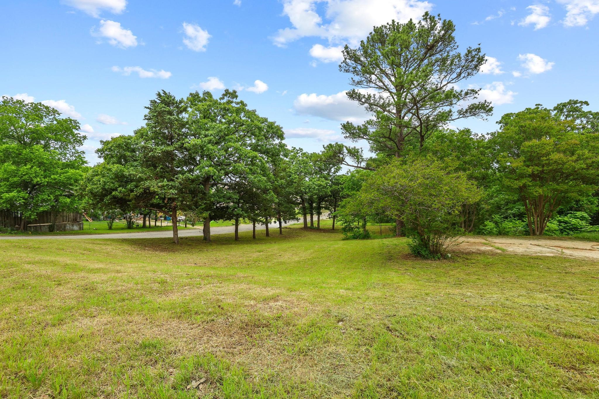 TBD E Texas, Denison, TX, 75021