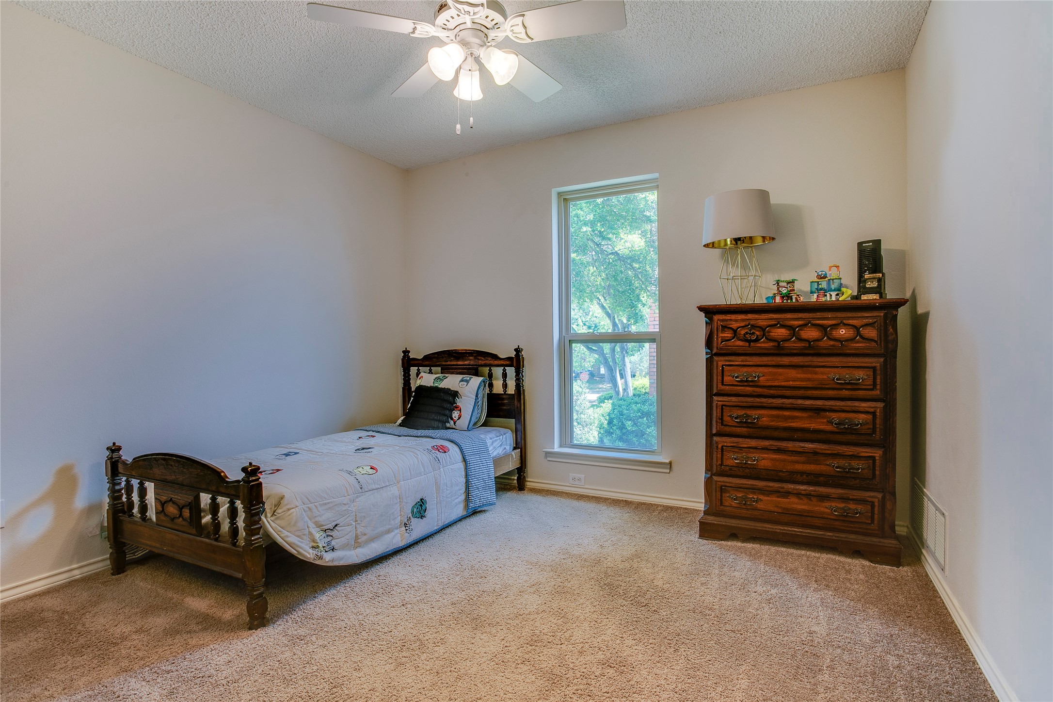 1908 Golden Trail, Carrollton, TX, 75010