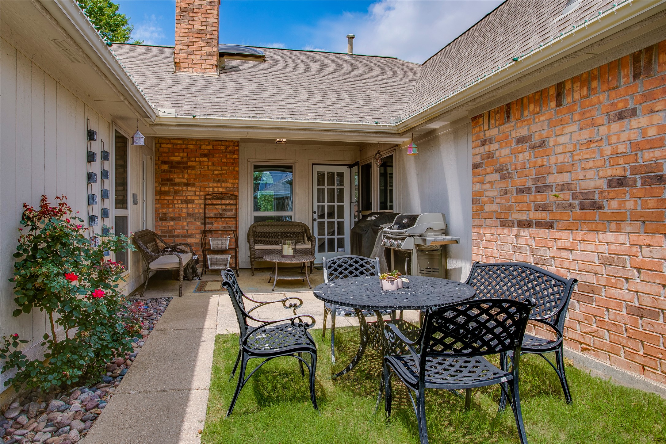 1908 Golden Trail, Carrollton, TX, 75010