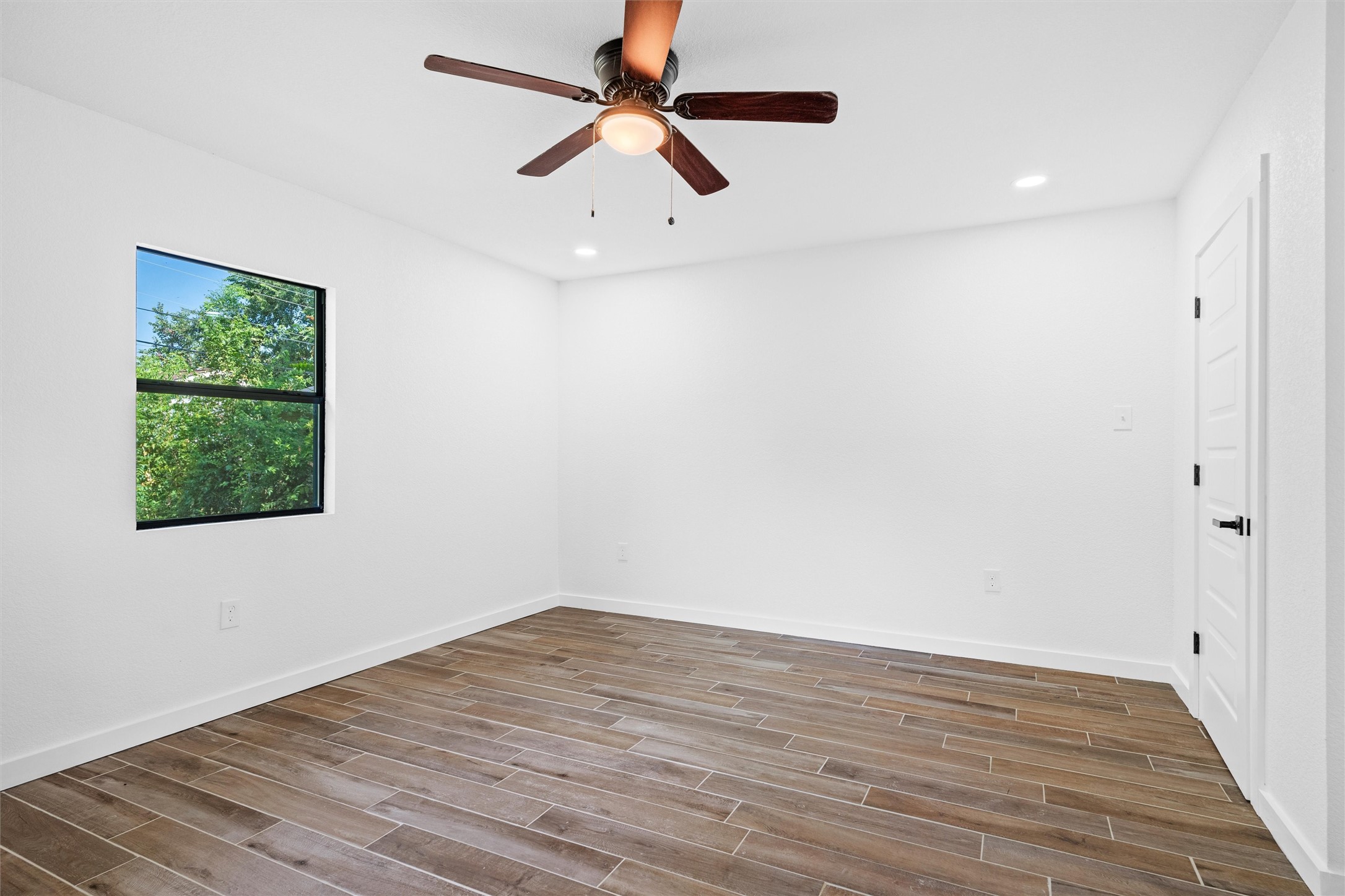 902 Skylark Drive, Arlington, TX, 76010