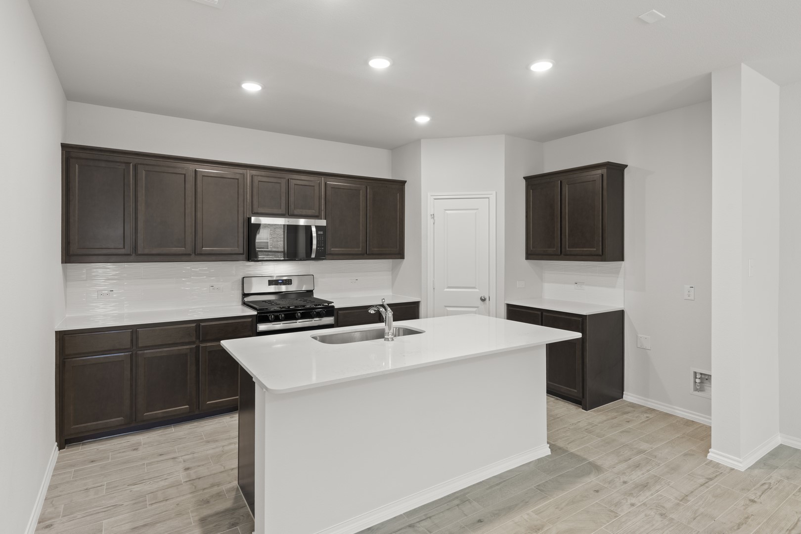 2521 McNally Drive, Mesquite, TX, 75149