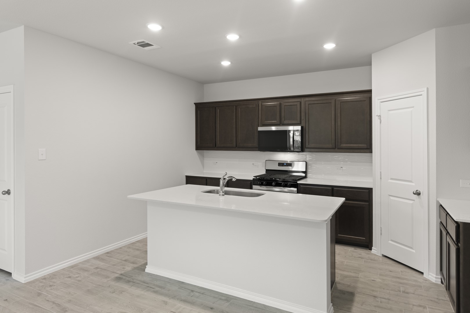 2521 McNally Drive, Mesquite, TX, 75149
