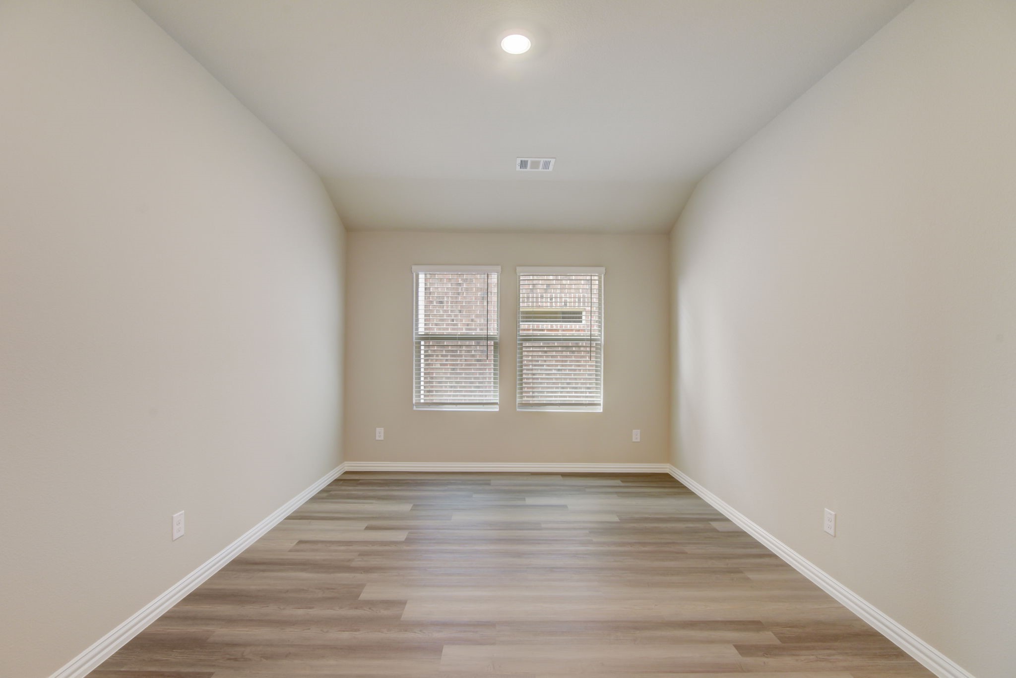 Property photo 02 of MLS #21252285 | MLS #21252285