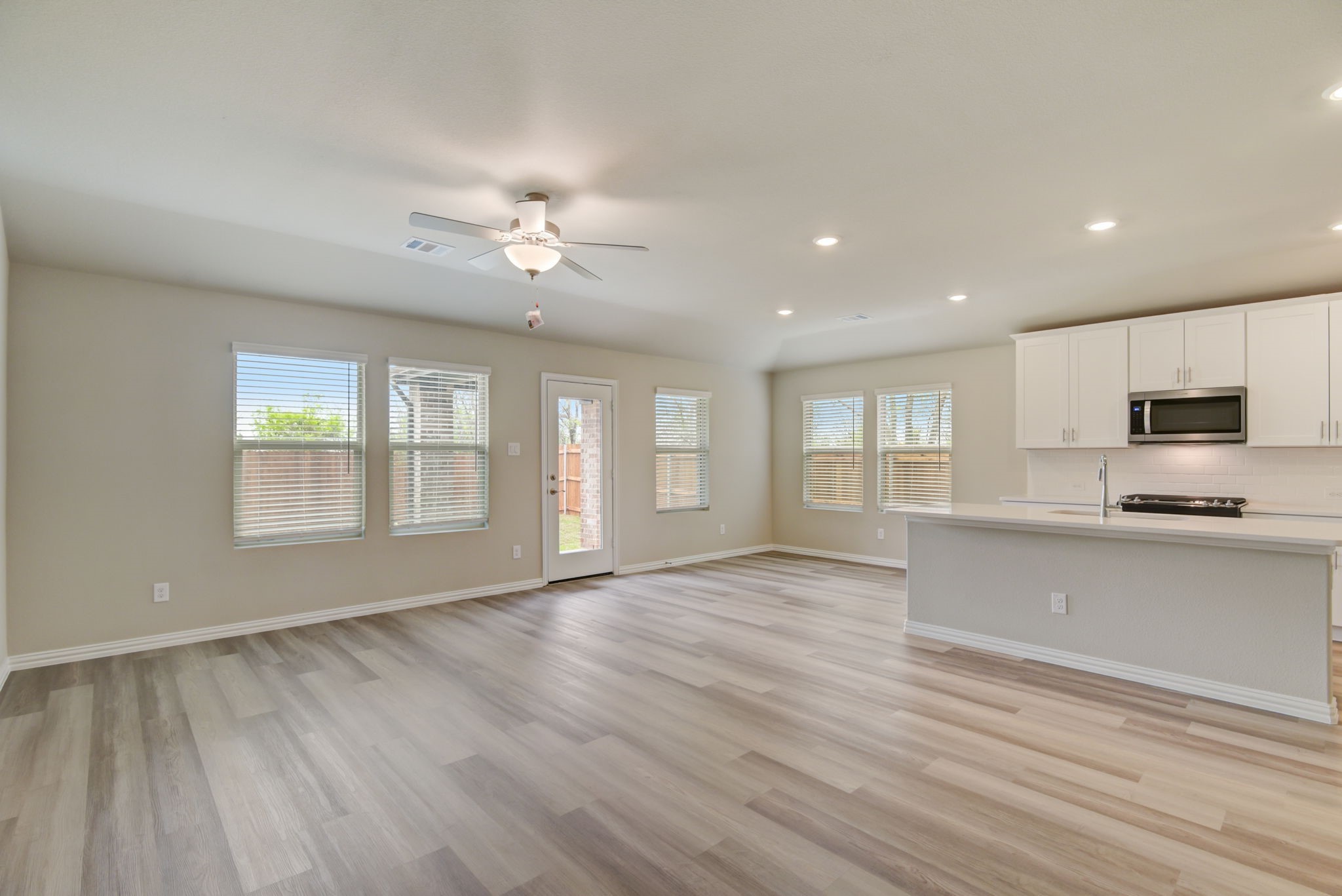 Property photo 04 of MLS #21252285 | MLS #21252285