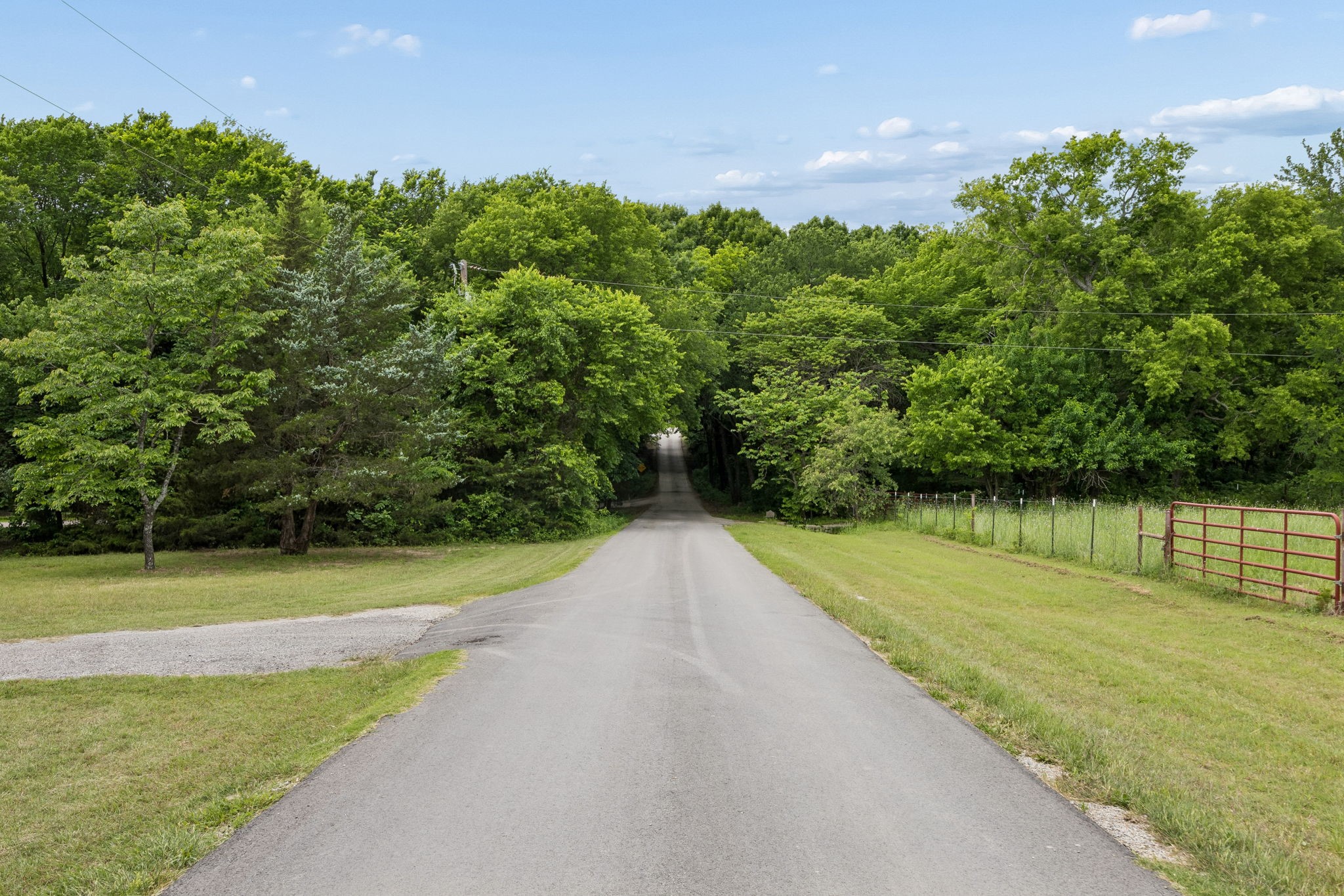 Property photo 03 of 1728 Private Road 5042 | MLS #21252292