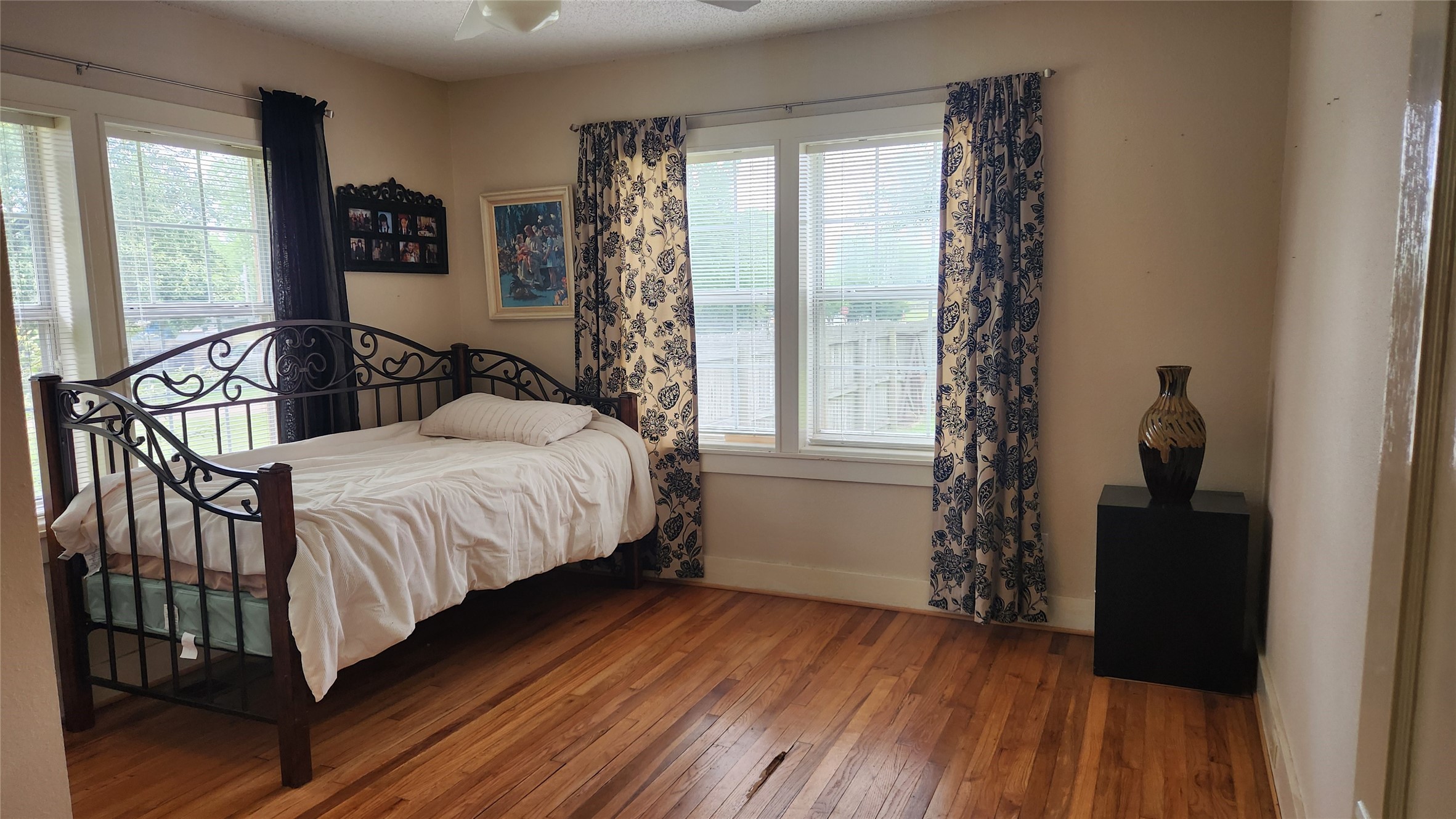 205 N Hubbard, Omaha, TX, 75571