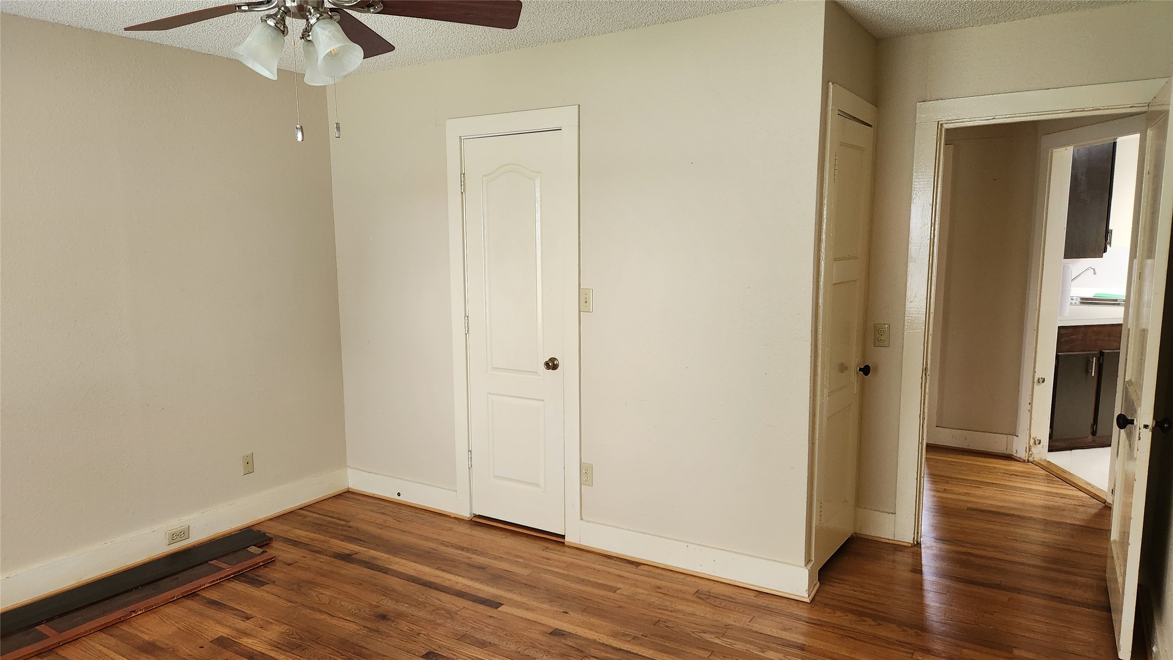 205 N Hubbard, Omaha, TX, 75571