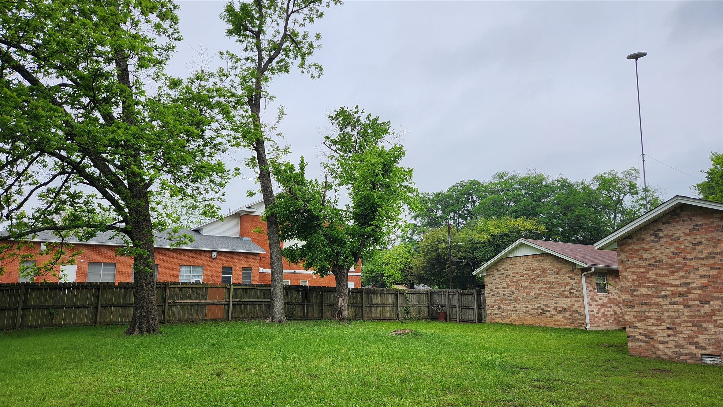 205 N Hubbard, Omaha, TX, 75571