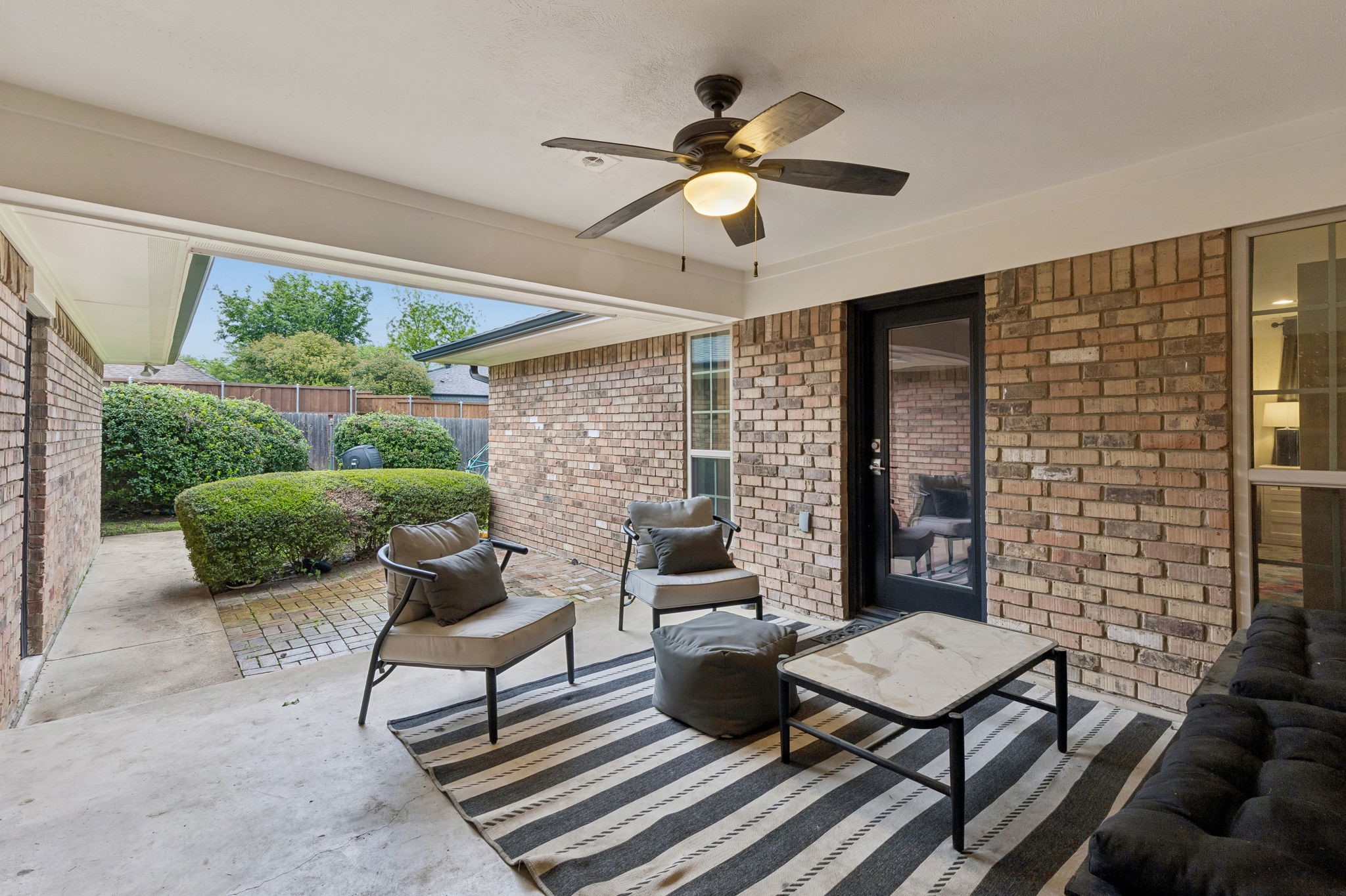 9515 Robin Meadow Drive, Dallas, TX, 75243