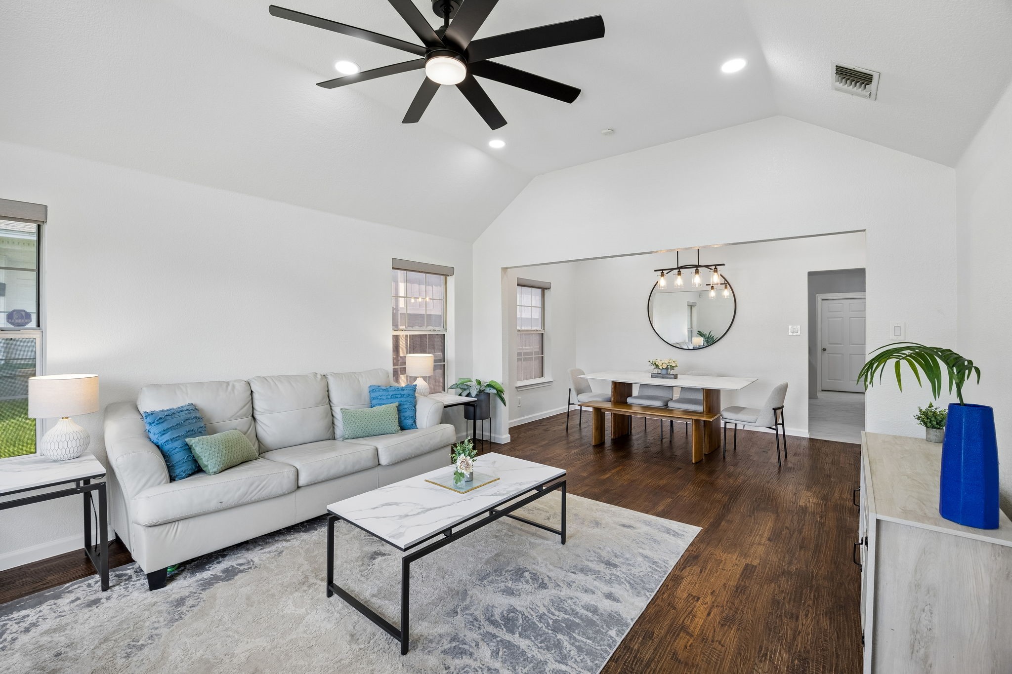 630 W Neely Street, Dallas, TX, 75208