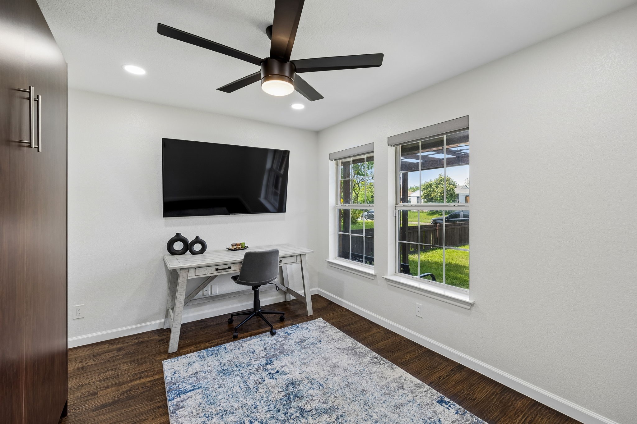 630 W Neely Street, Dallas, TX, 75208