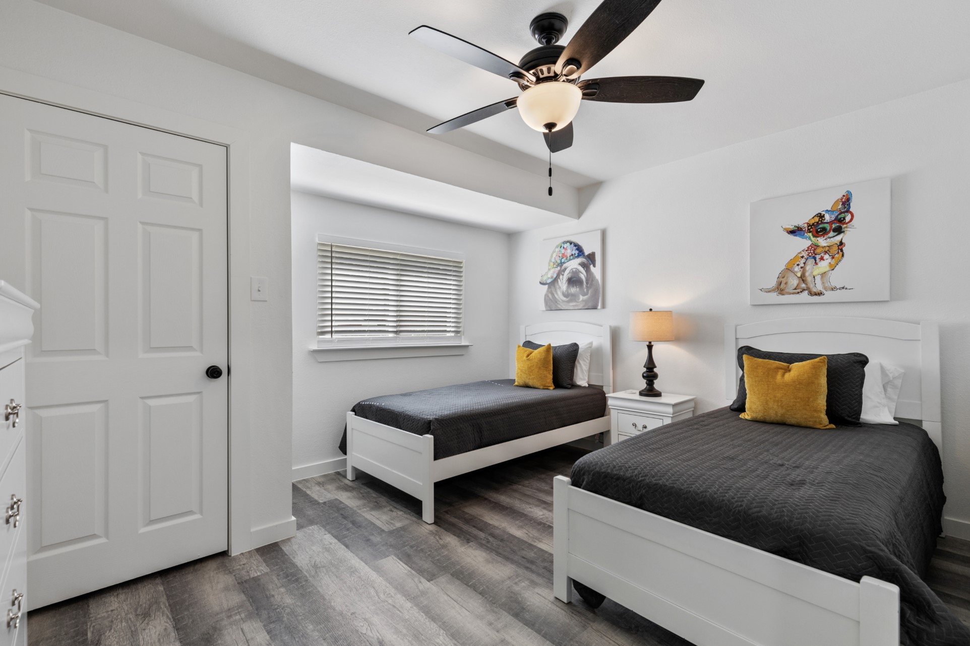 1044 Meadowbrook Drive, Grapevine, TX, 76051