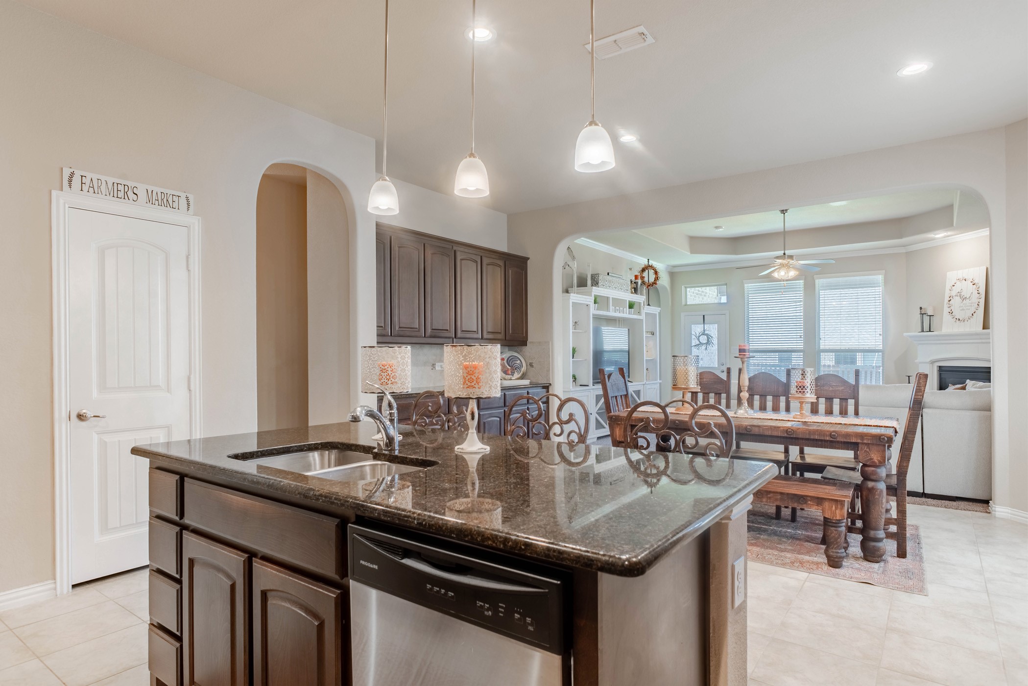 124 Gill Point Lane, Aledo, TX, 76008