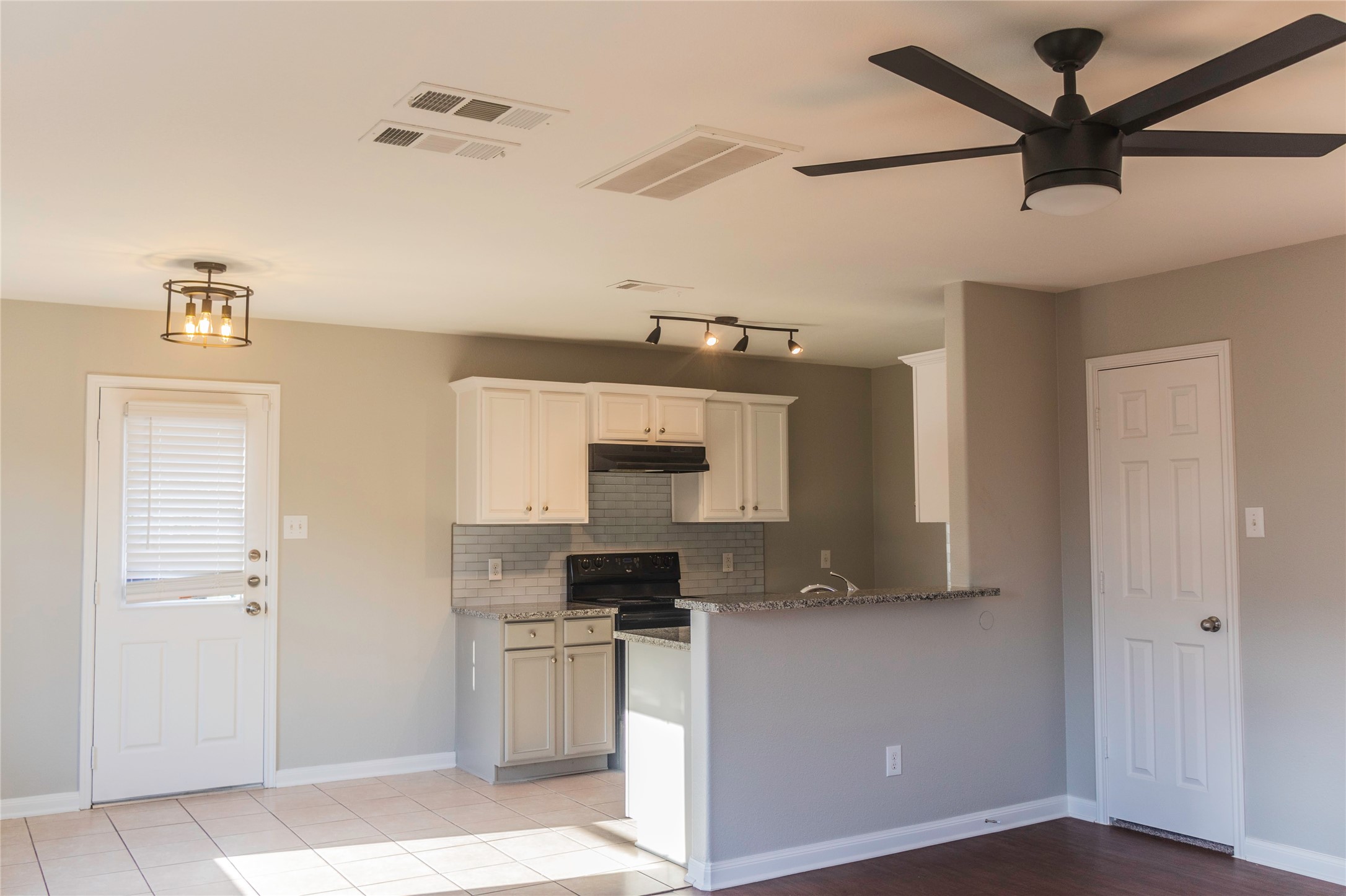 110 Outfitters Court, Newark, TX, 76071