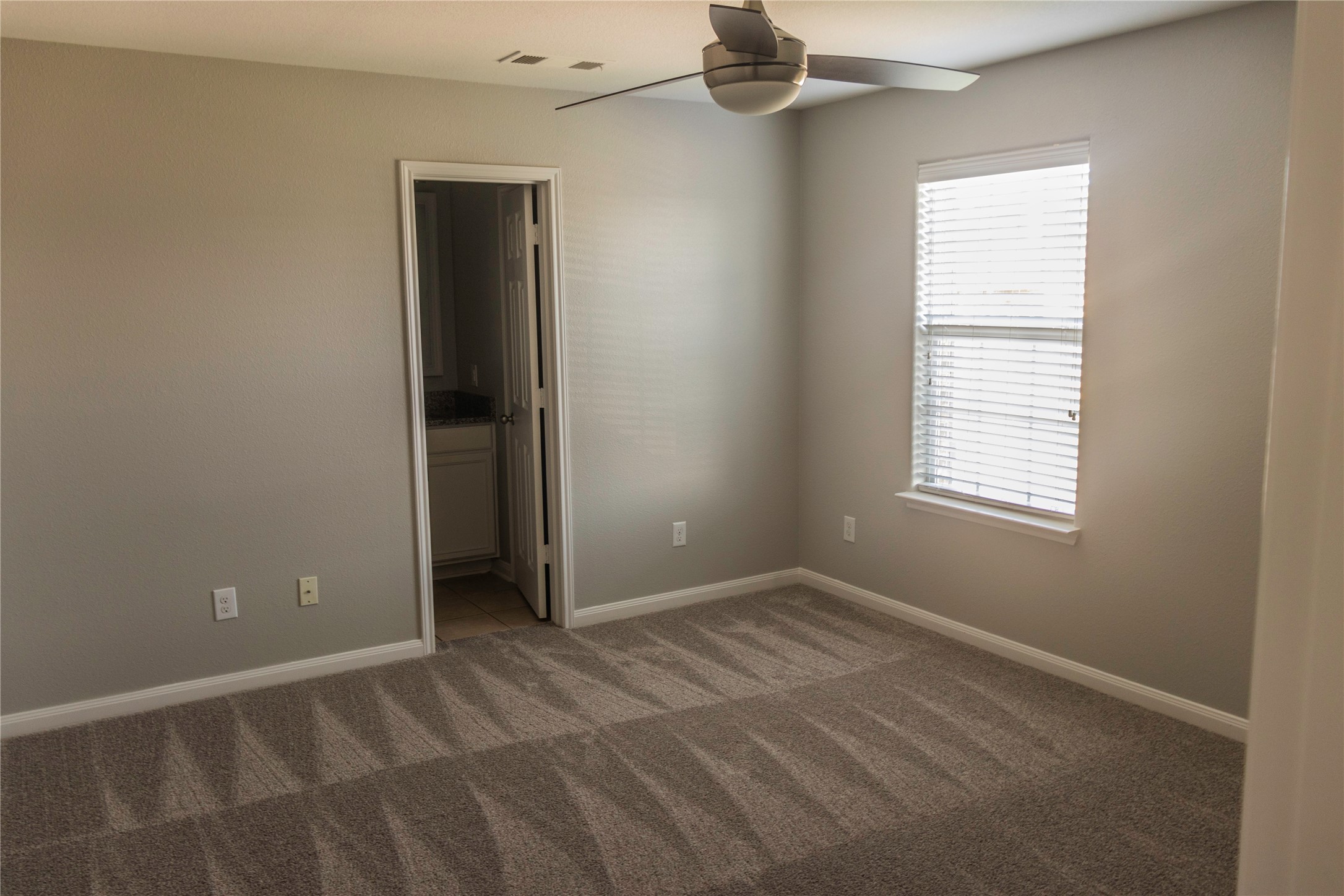110 Outfitters Court, Newark, TX, 76071