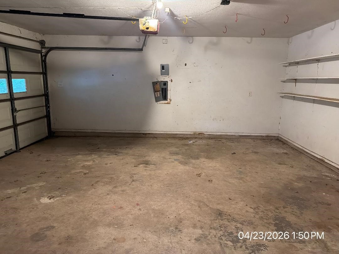103 Red Bud Court, Oak Leaf, TX, 75154