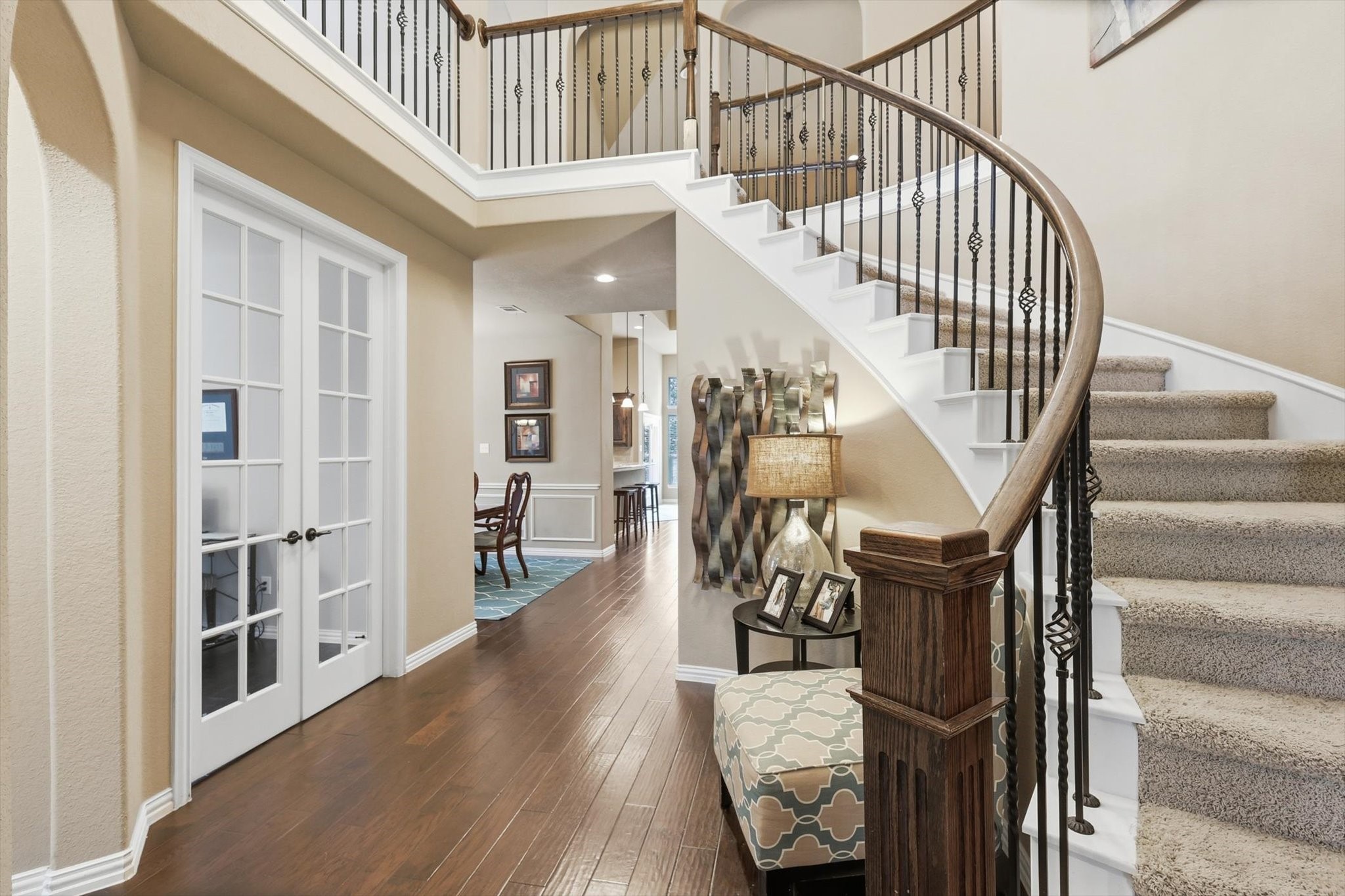 Property photo 04 of 1123 Chestnut Drive, Frisco, TX 75036 | MLS #21252868