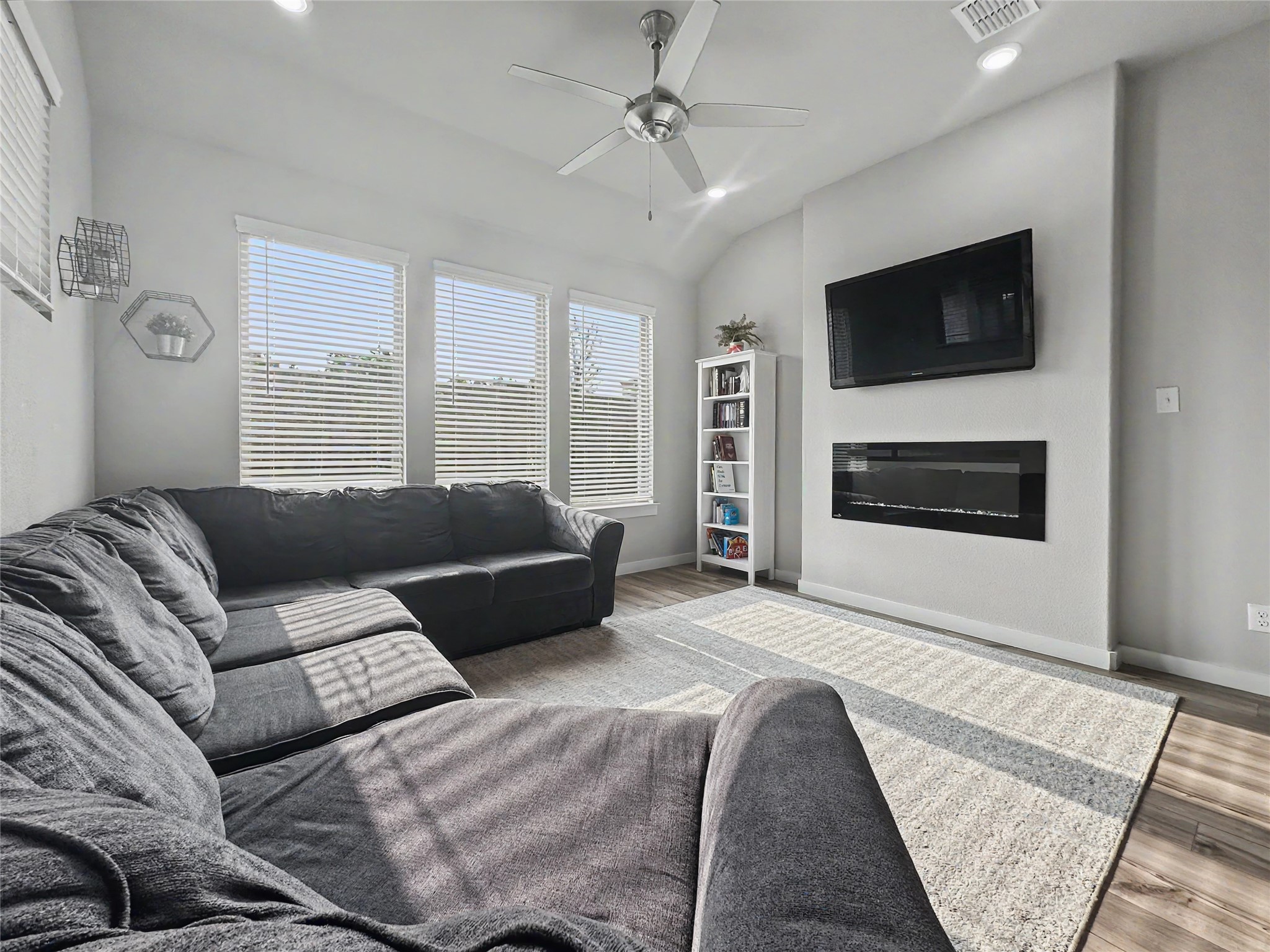 5107 Bellhurst Drive, Princeton, TX, 75071
