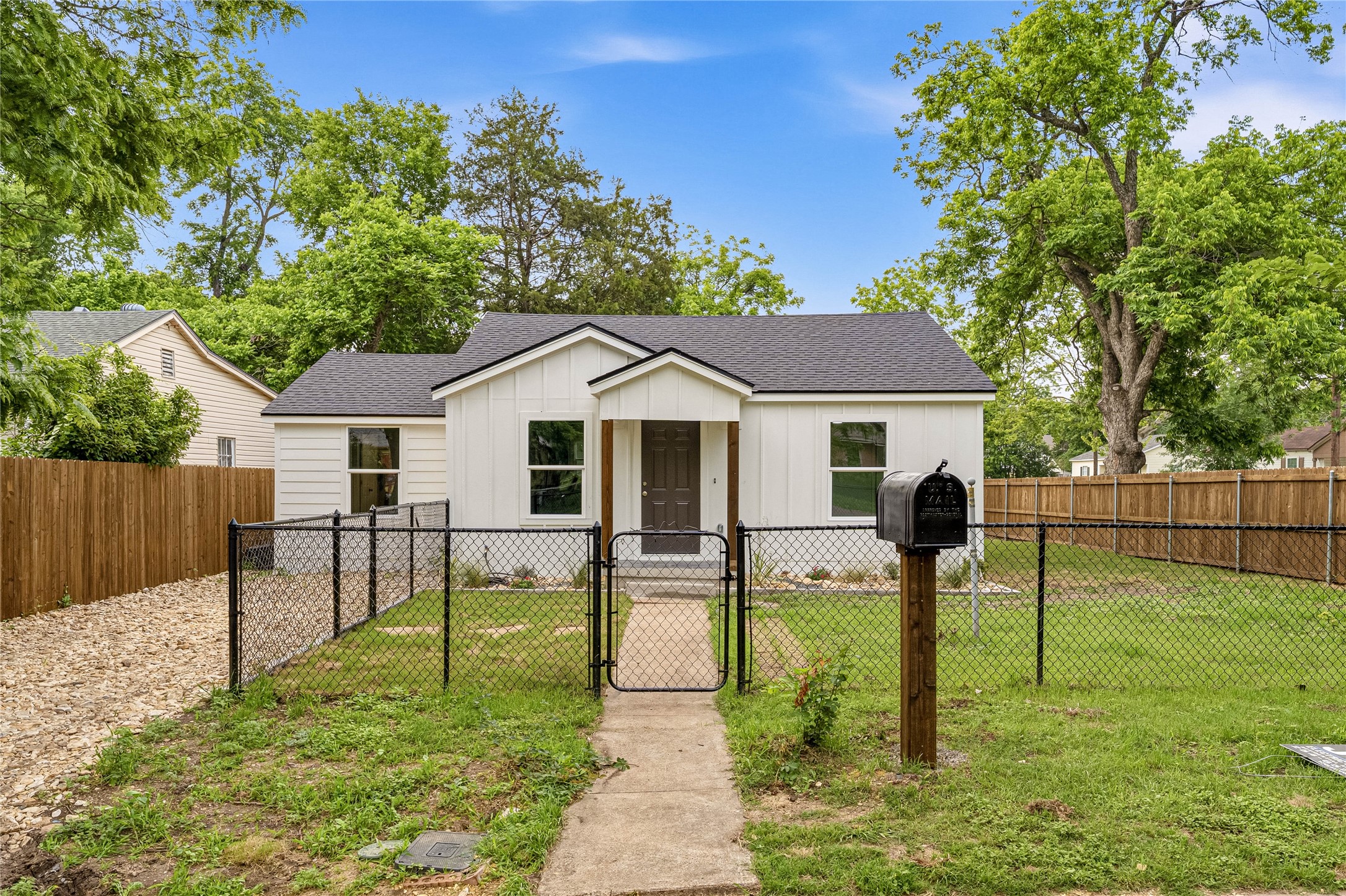 2732 Mckenzie Avenue, Waco, TX, 76708