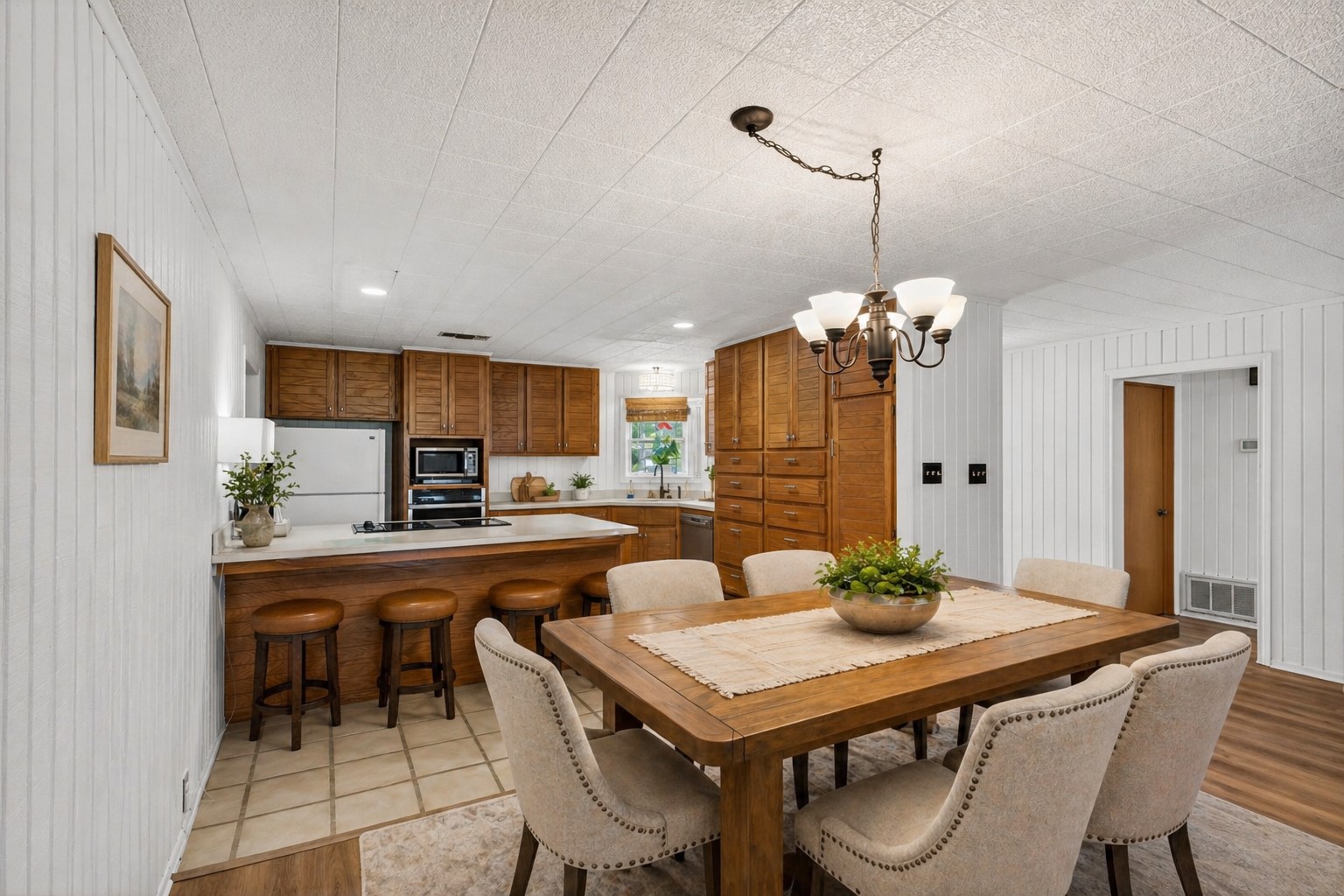 310 Navajo Trail, Gainesville, TX, 76240
