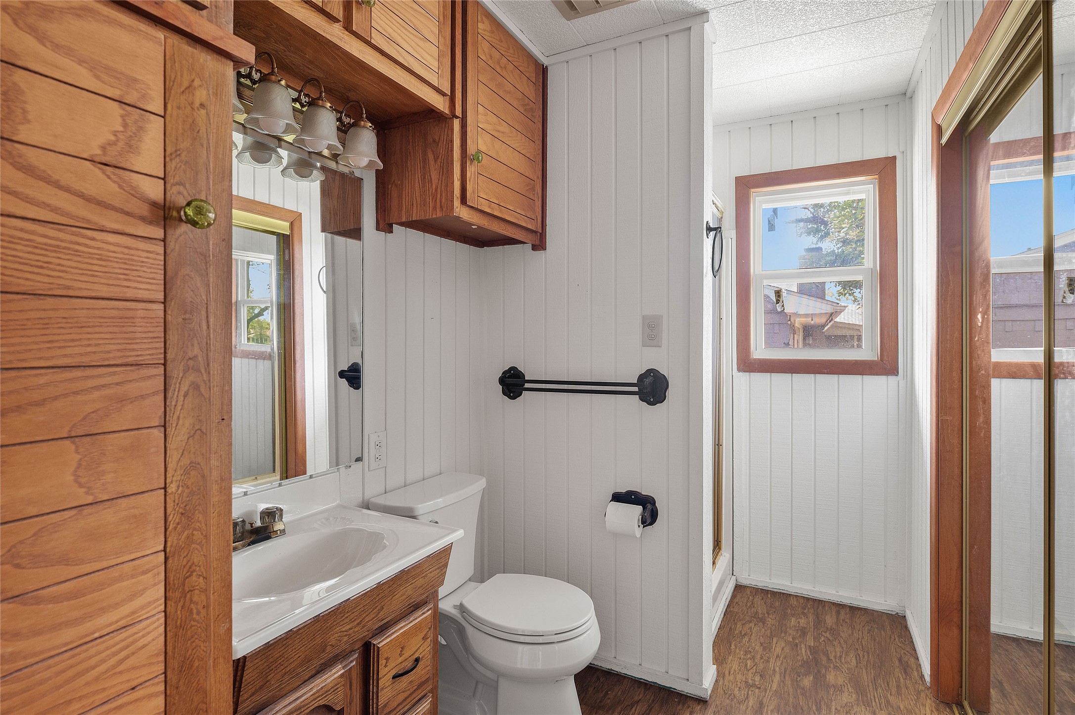 310 Navajo Trail, Gainesville, TX, 76240