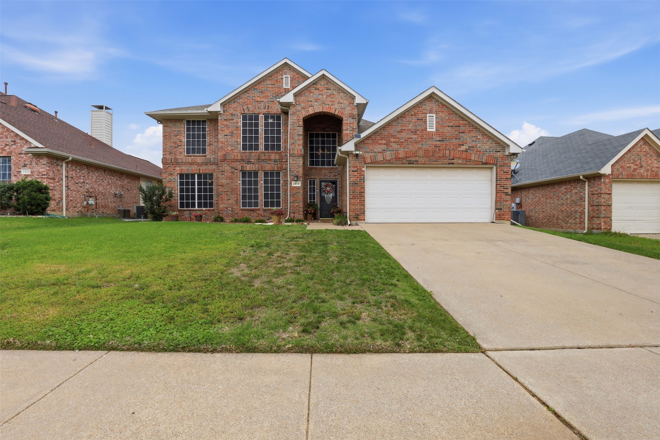 Property photo 02 of 2810 Hammond Drive Grand, Prairie, TX 75052 | MLS #21253716