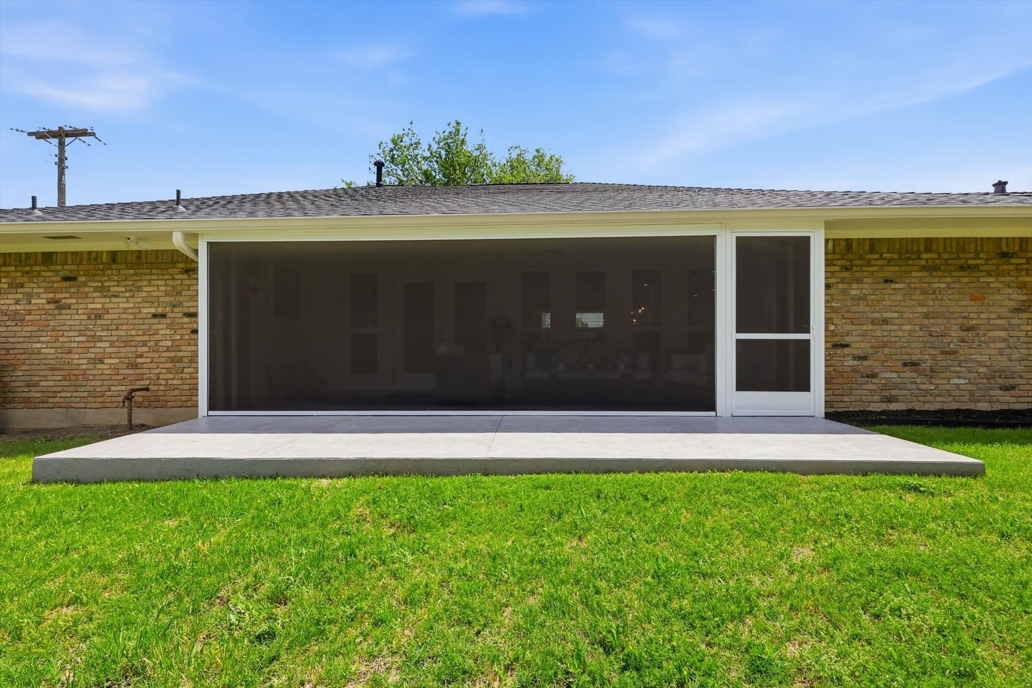 1909 W Red Bird Lane, Dallas, TX, 75232