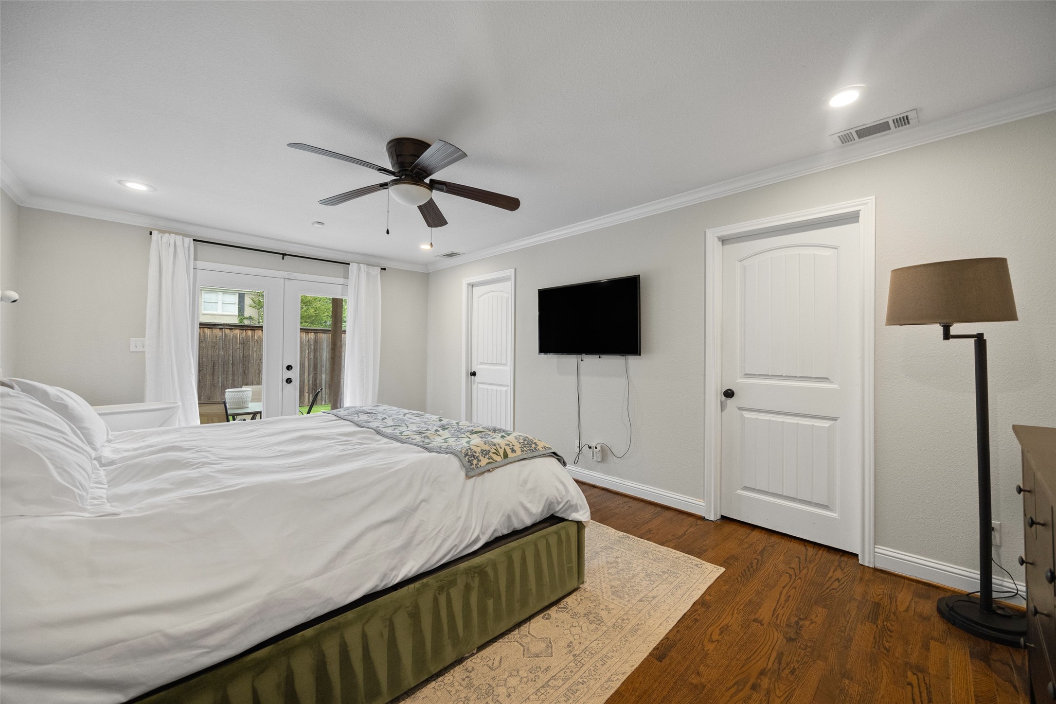 5947 Mercedes Avenue, Dallas, TX, 75206