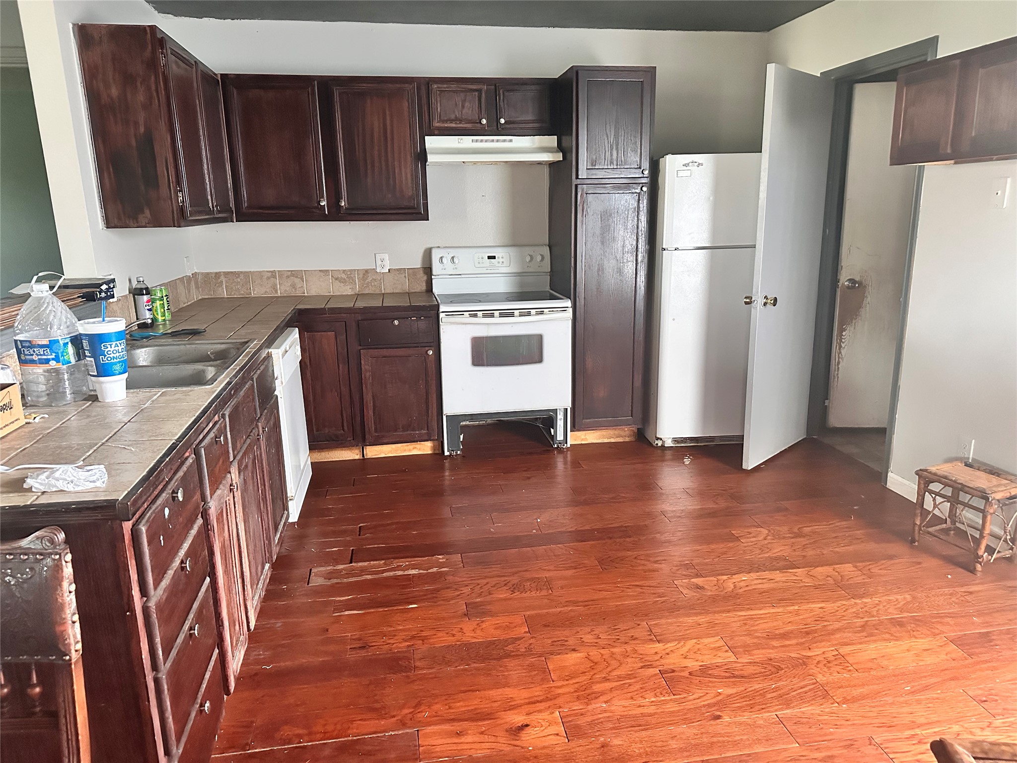 Property photo 03 of 105 Hideaway Circle, Mesquite, TX 75149 | MLS #21253887