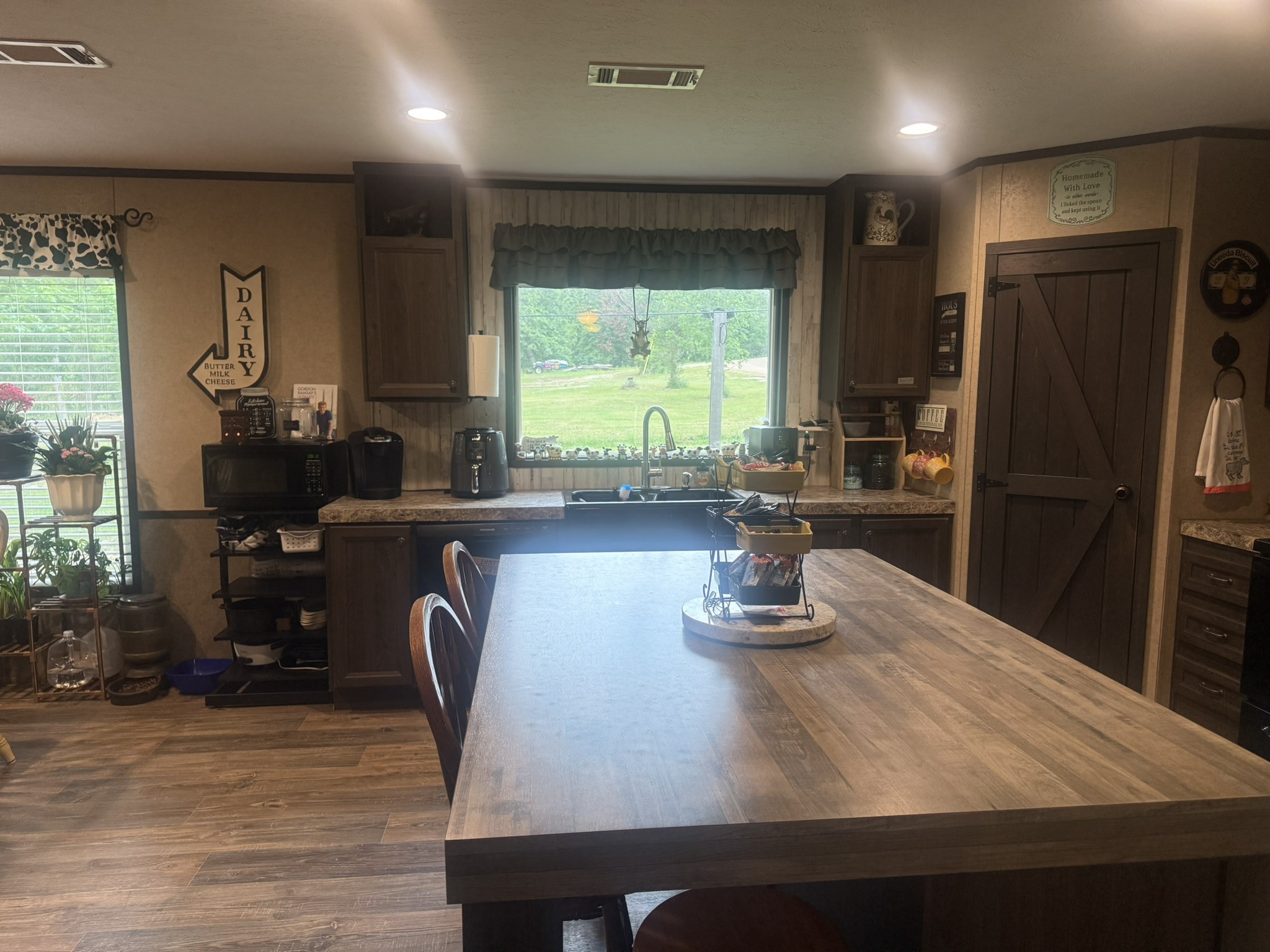 1200 Shoreline Circle, Chandler, TX, 75758