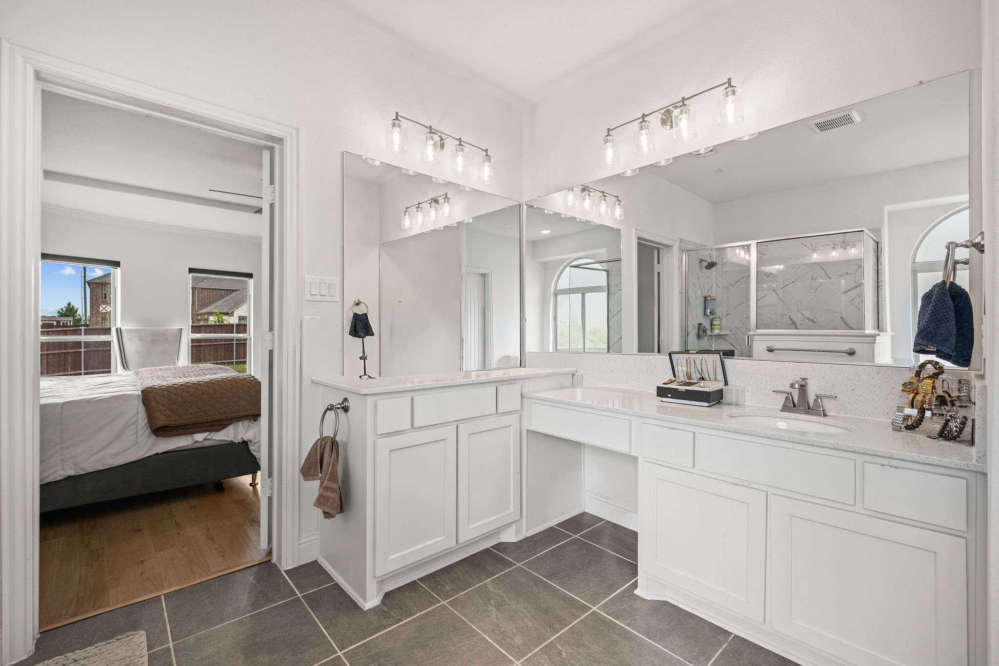 414 Frontier Court, Midlothian, TX, 76065