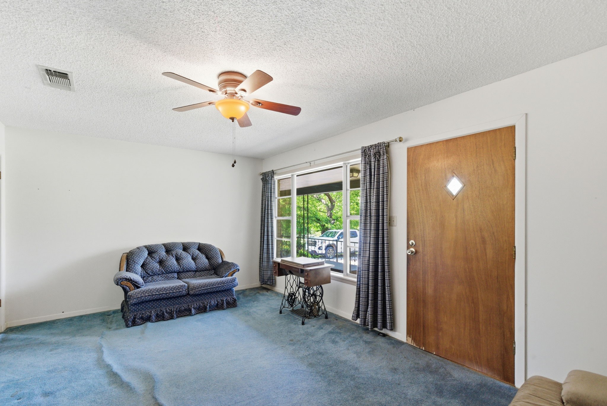 7485 Portwood Road, Azle, TX, 76020
