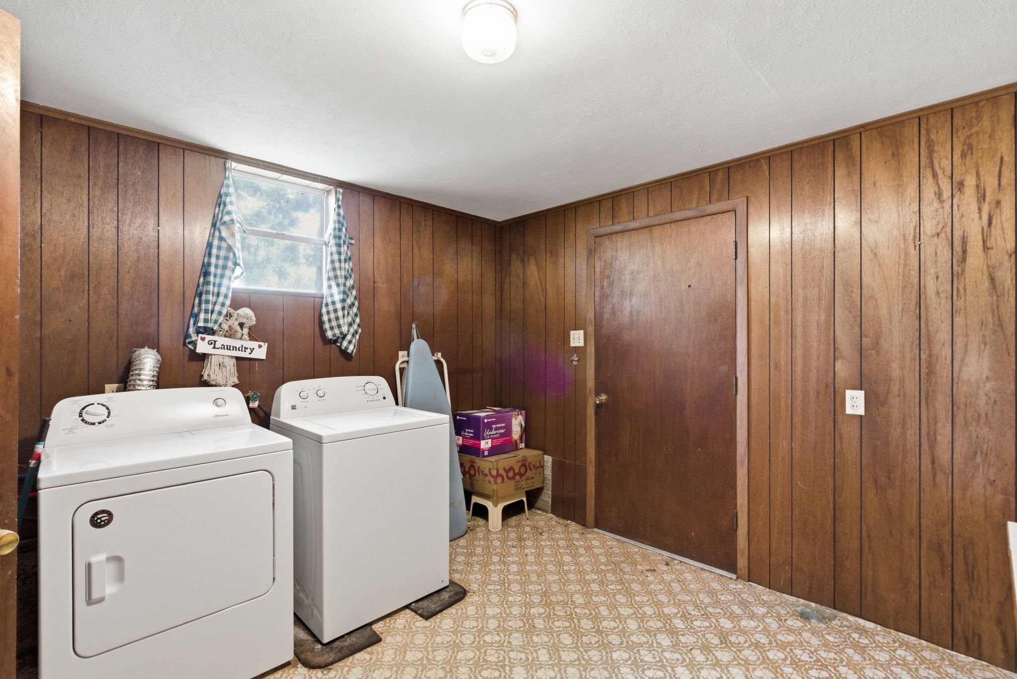 7485 Portwood Road, Azle, TX, 76020