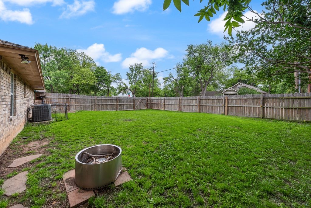 314 Fairfield Street, Gainesville, TX, 76240