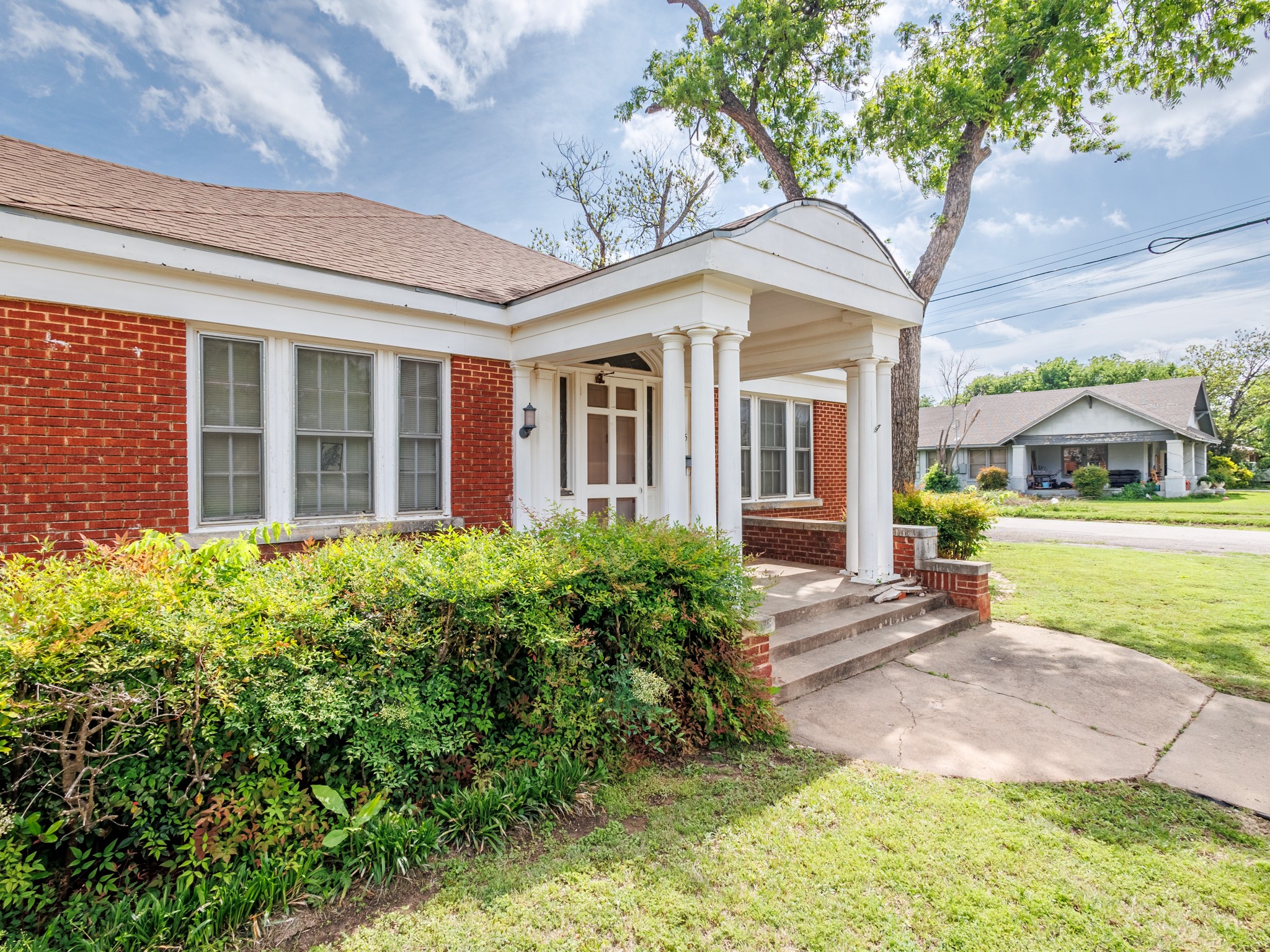 615 W Liveoak Street, Coleman, TX, 76834