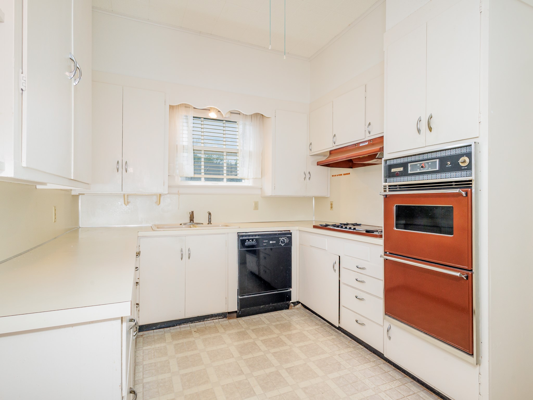 615 W Liveoak Street, Coleman, TX, 76834
