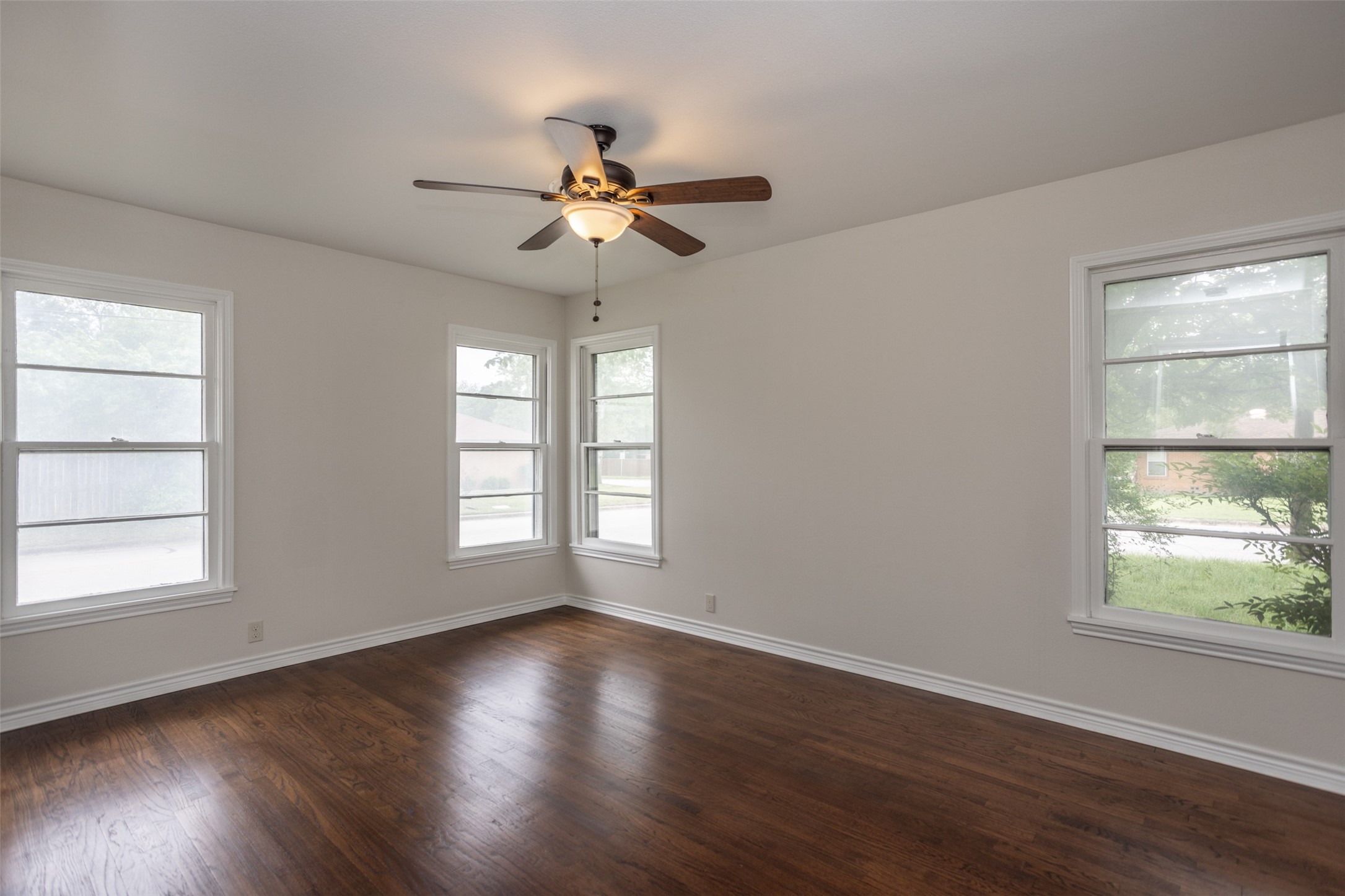 1102 Fair Avenue, Gainesville, TX, 76240