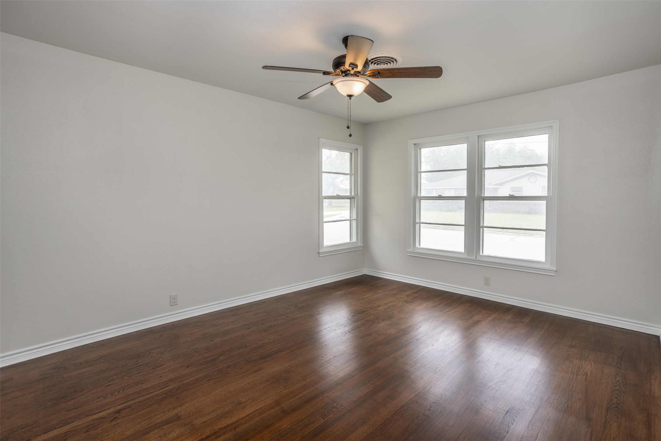 1102 Fair Avenue, Gainesville, TX, 76240
