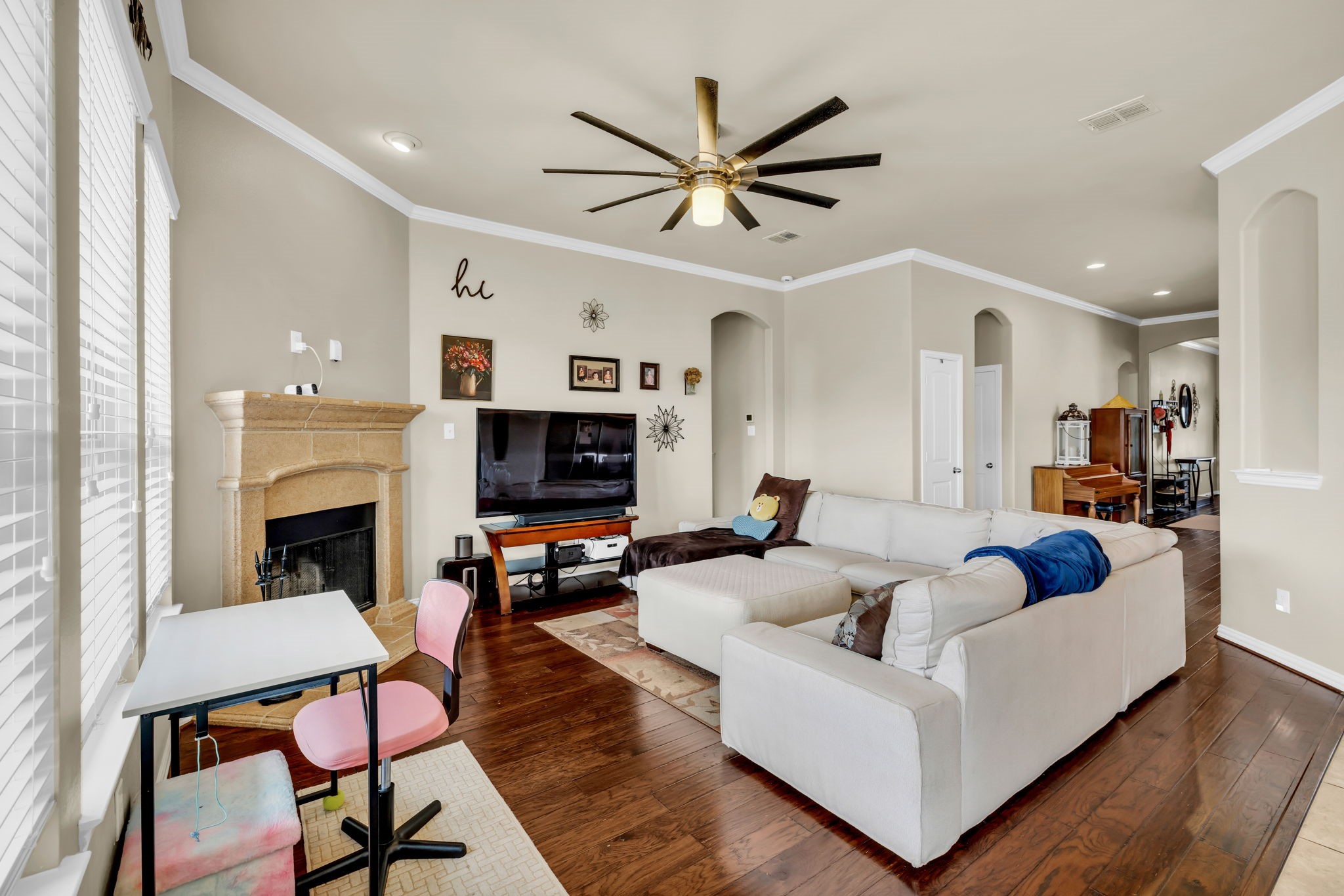 1629 Suncatcher Way, Fort Worth, TX, 76052
