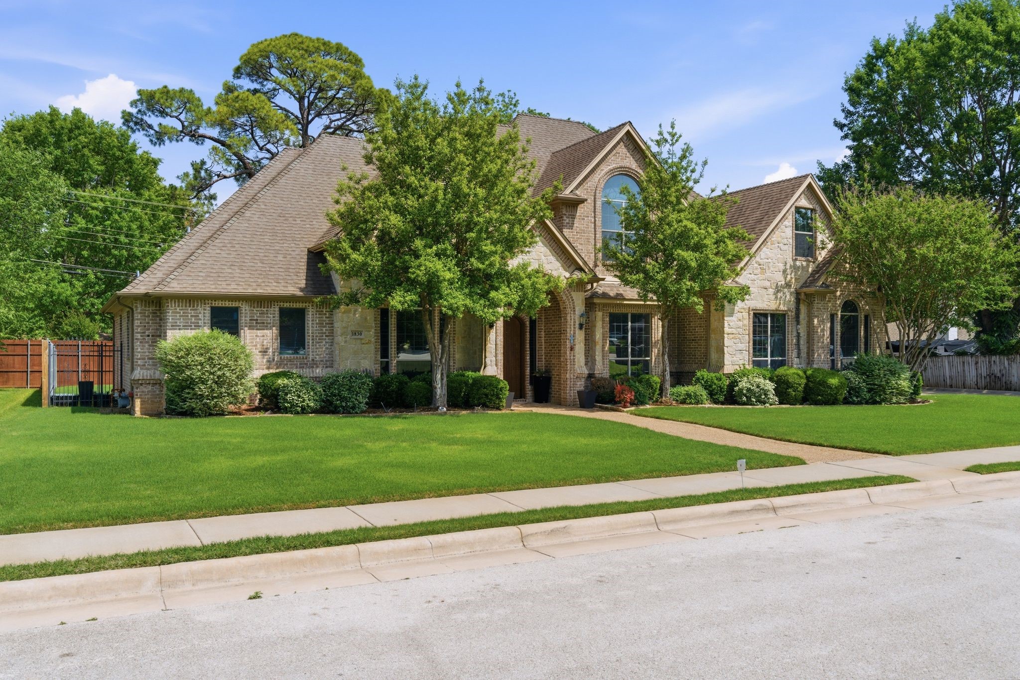 1830 Johnson Court, Grapevine, TX, 76051