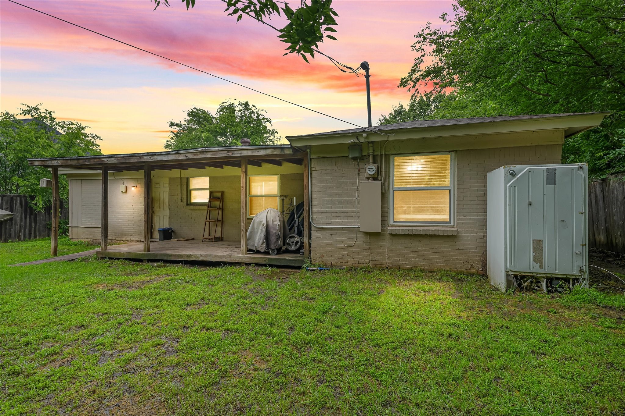 504 Parkside Drive, White Settlement, TX, 76108