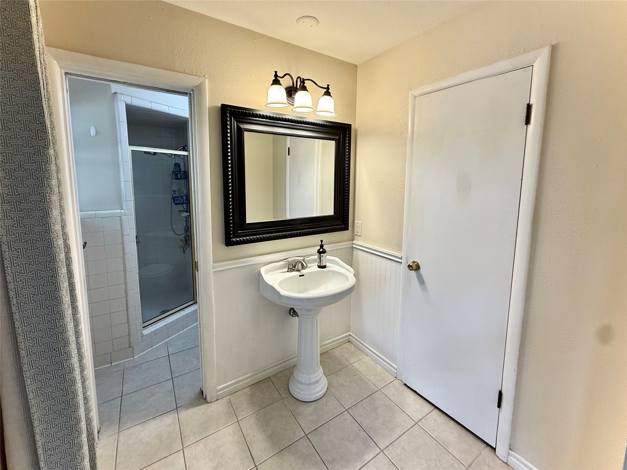 1206 Mildred Lane, Benbrook, TX, 76126