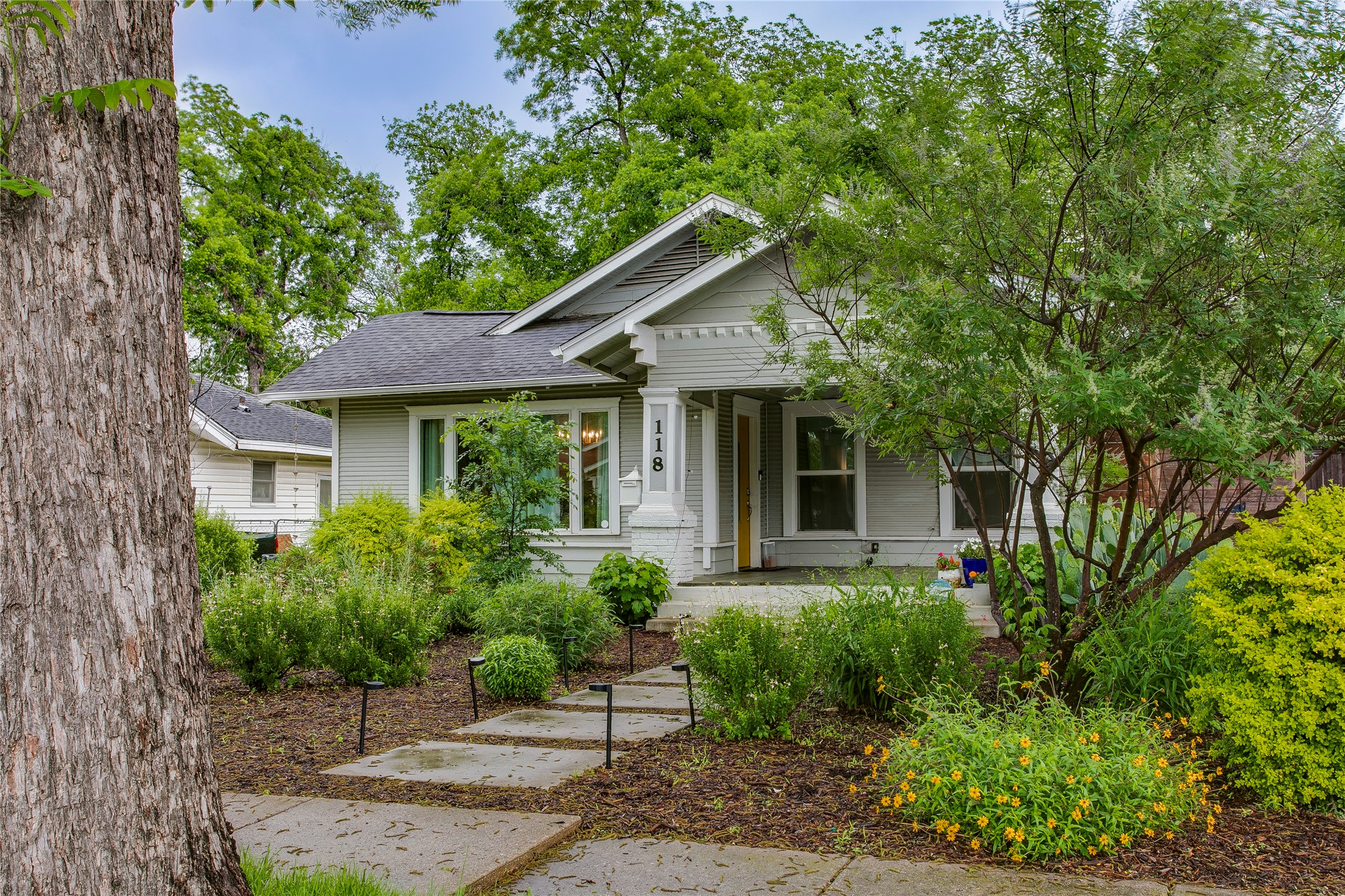 118 S Marlborough Avenue, Dallas, TX, 75208